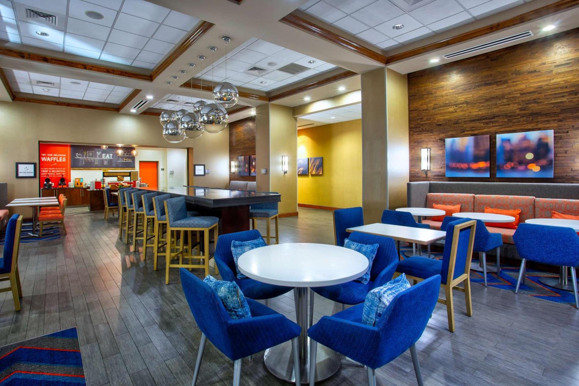 Hampton Inn & Suites Columbia/Southeast-Fort Jackson photo 6