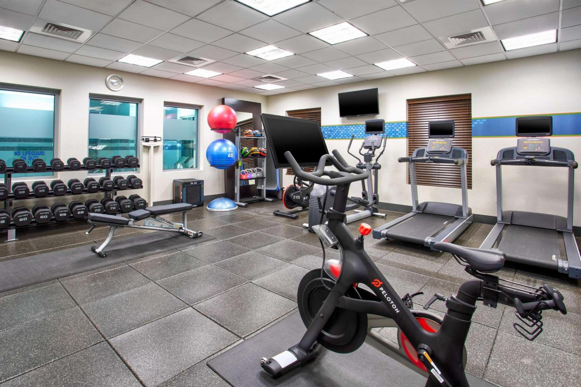 Hampton Inn & Suites Columbia/Southeast-Fort Jackson photo 10