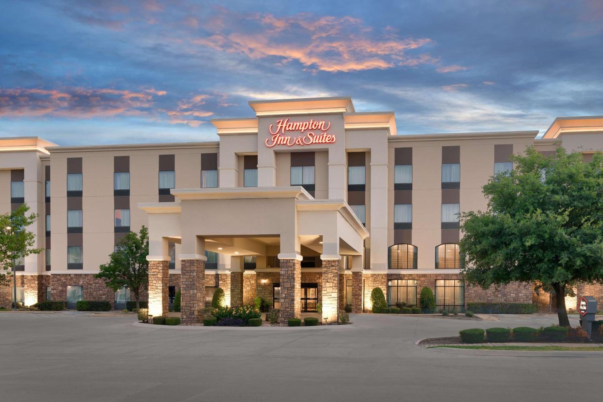 Hampton Inn & Suites Ft Worth-Burleson — hotel in Burleson