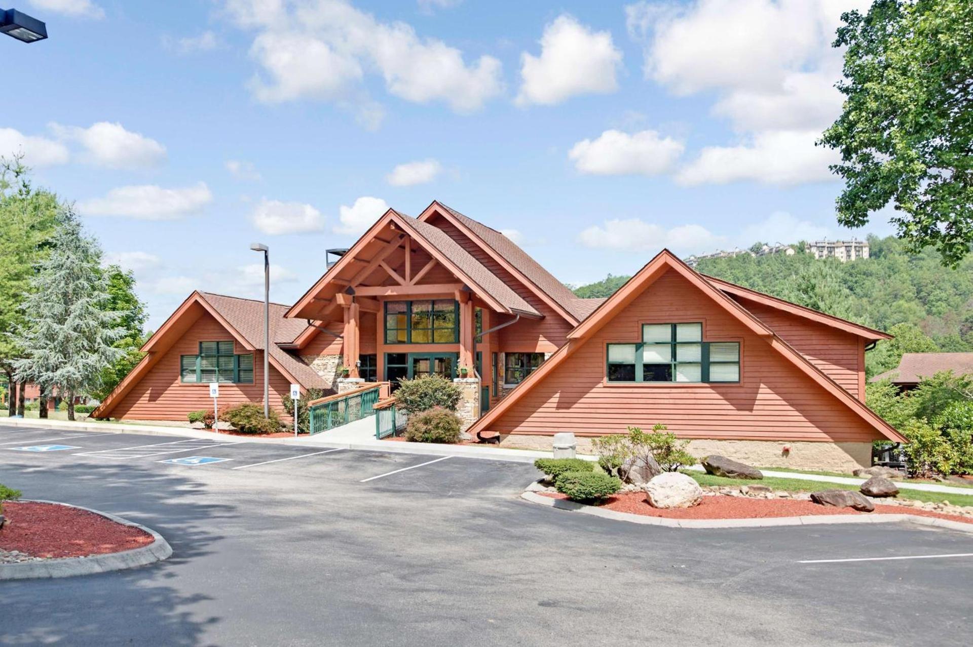 Hilton Vacation Club Bent Creek Golf Village Gatlinburg photo 4