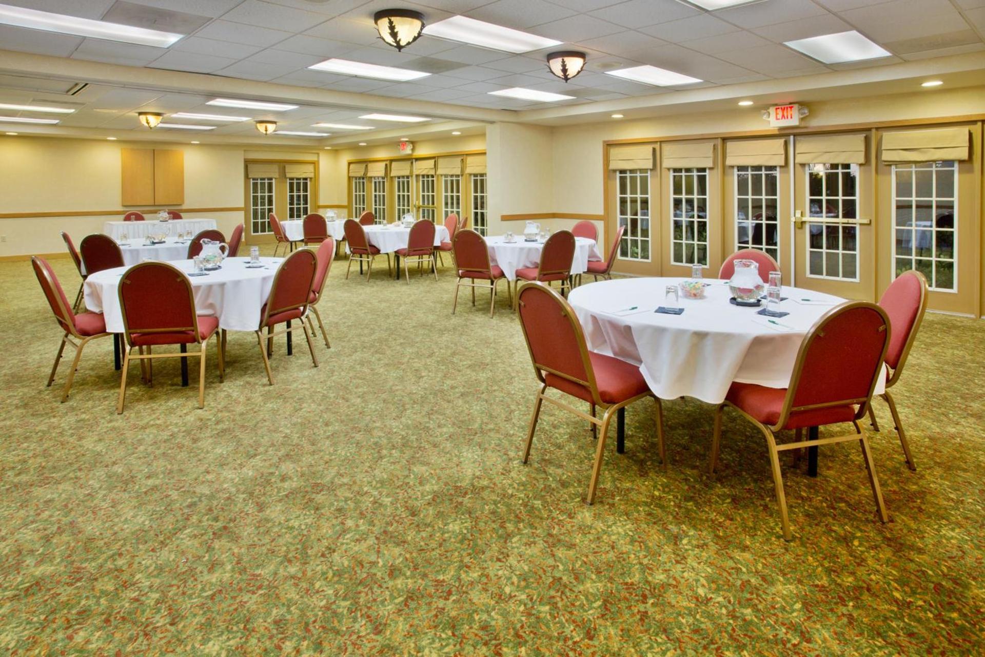 Country Inn & Suites by Radisson, Mesa, AZ photo 49
