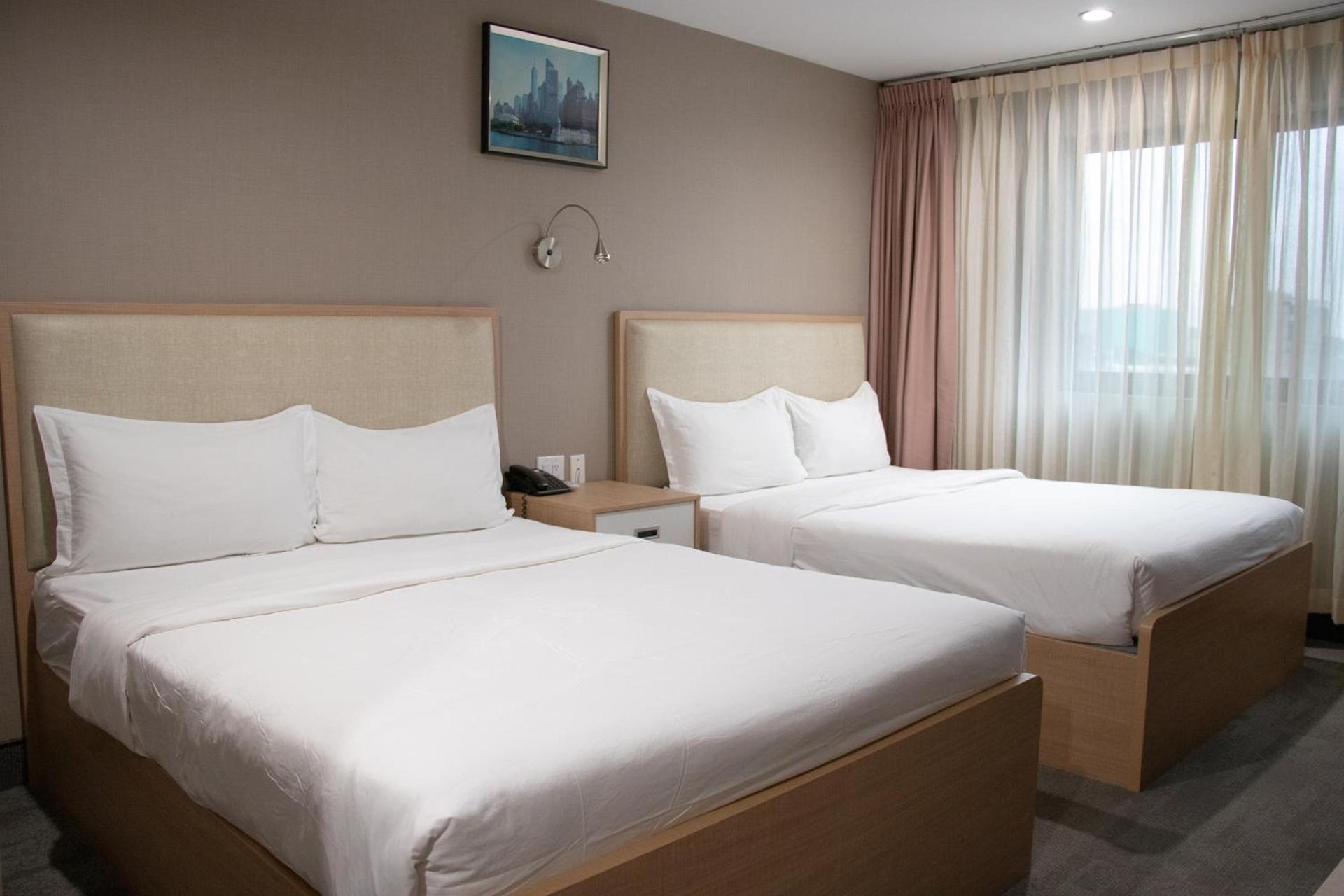 LIC Plaza Hotel photo 25