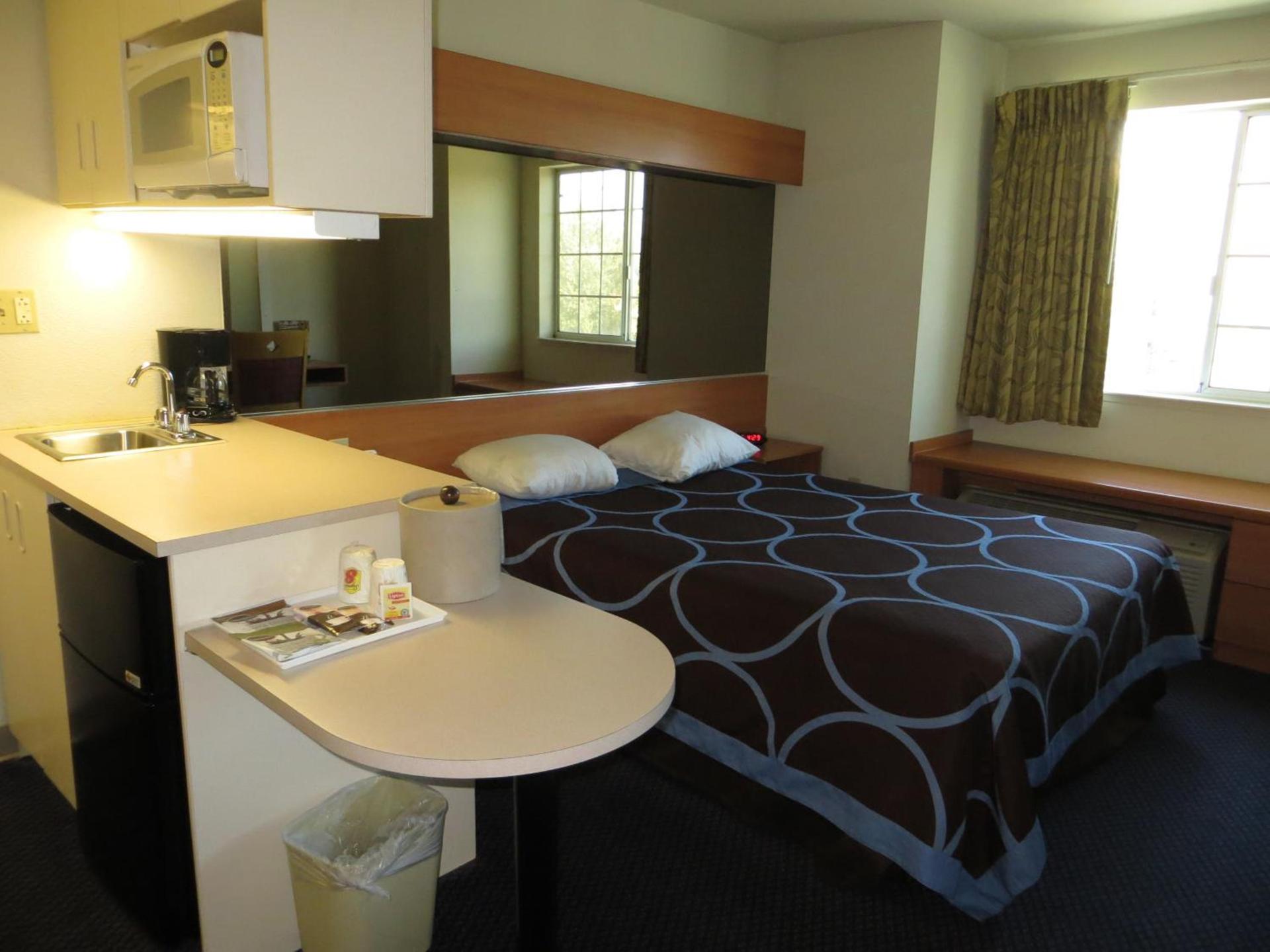 SureStay by Best Western Sacramento South Natomas photo 19