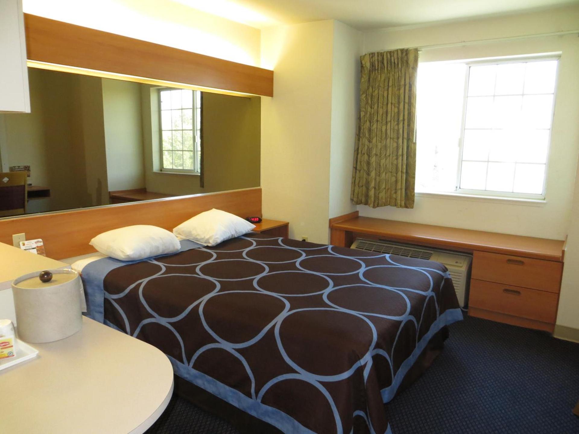 SureStay by Best Western Sacramento South Natomas photo 14