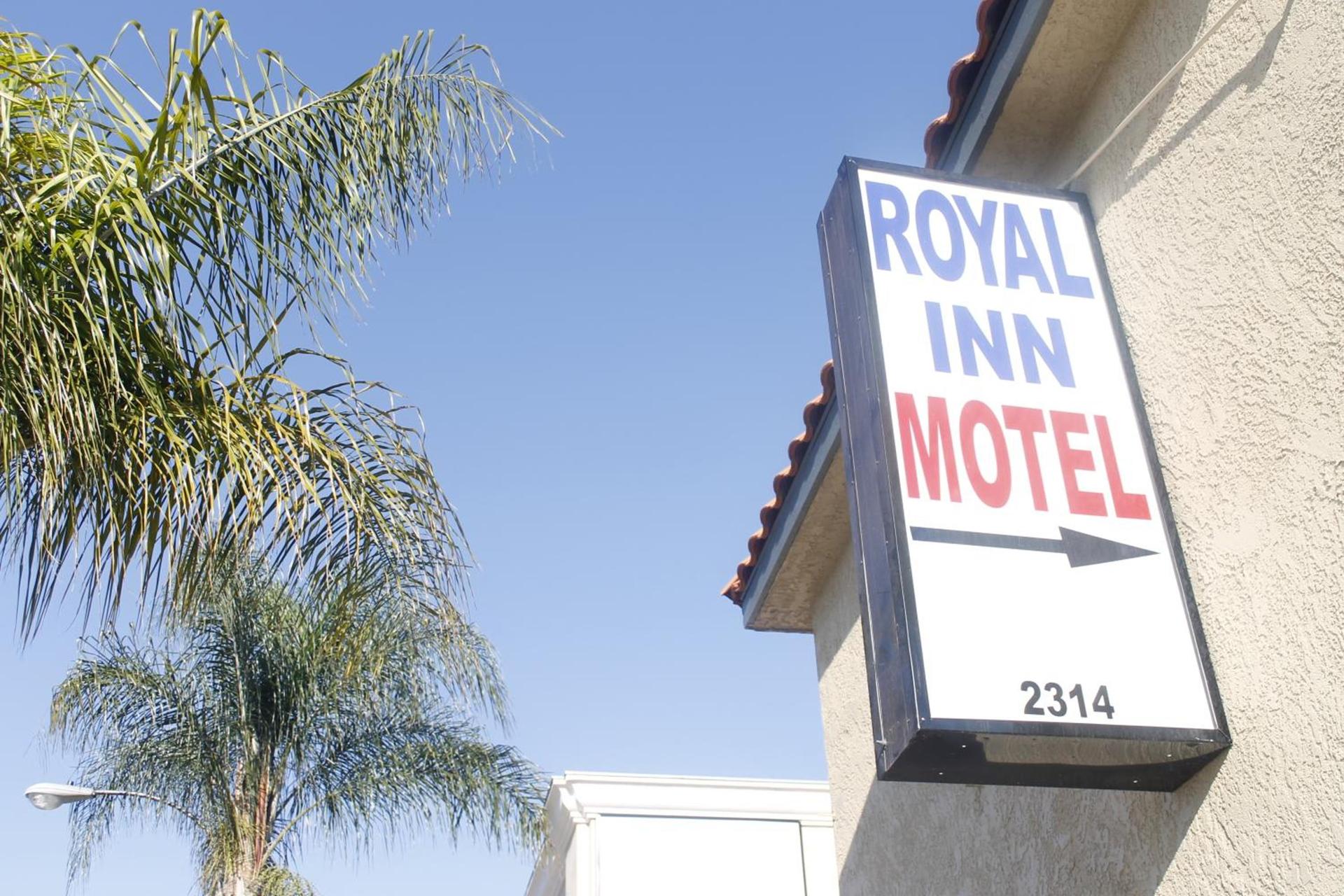 Royal Inn photo 24