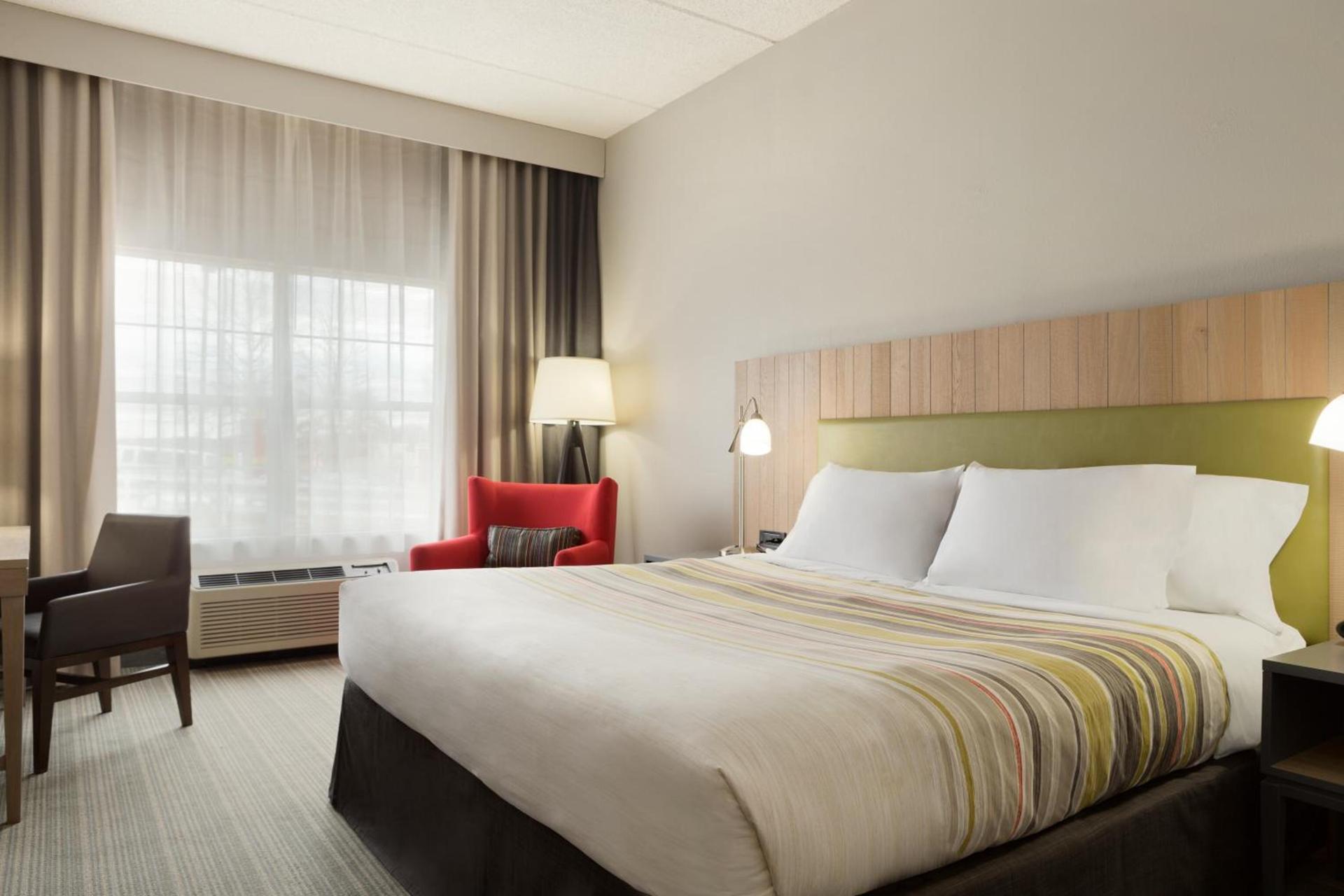 Country Inn & Suites by Radisson, Jackson, TN photo 3