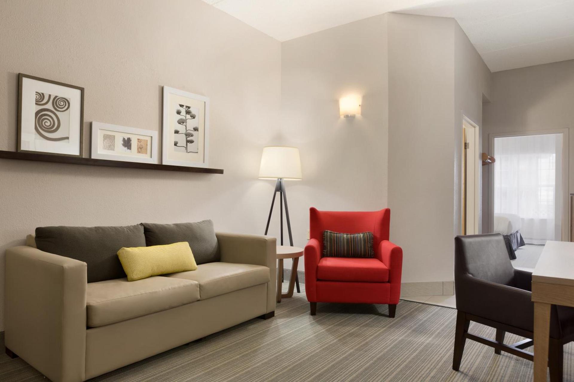Country Inn & Suites by Radisson, Jackson, TN photo 5