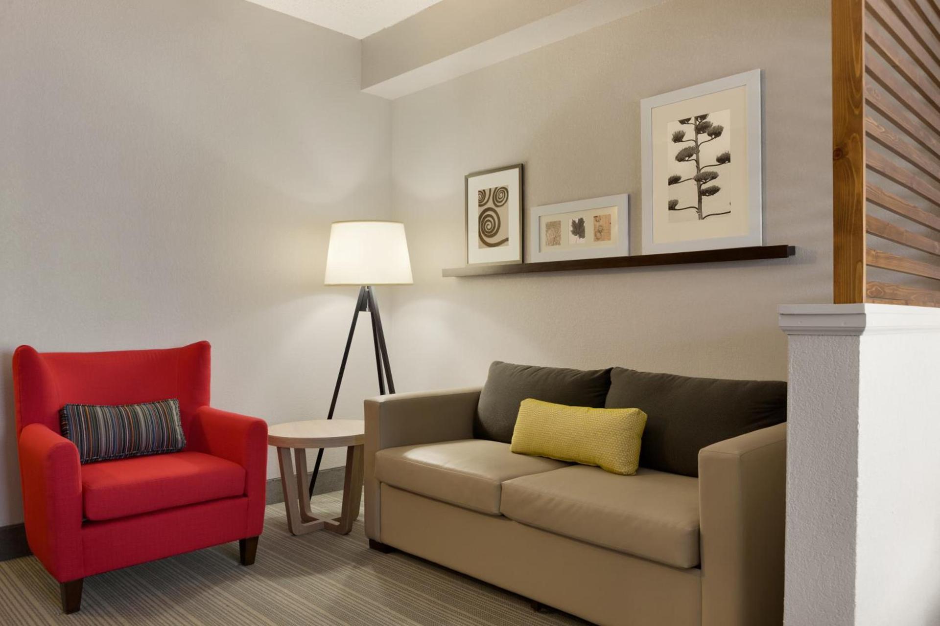 Country Inn & Suites by Radisson, Jackson, TN photo 7