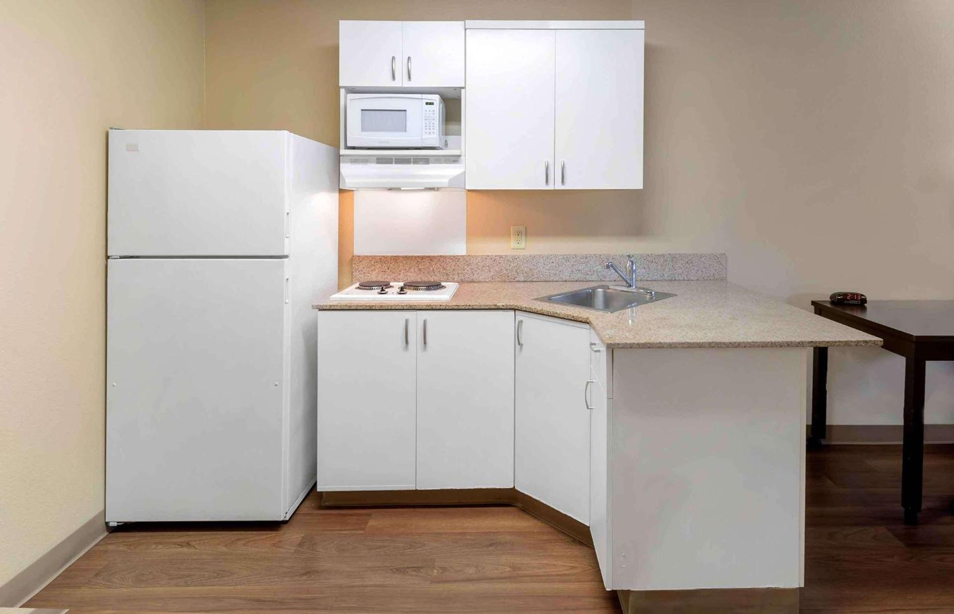 Extended Stay America Suites - Orange County - Anaheim Convention Center photo 24