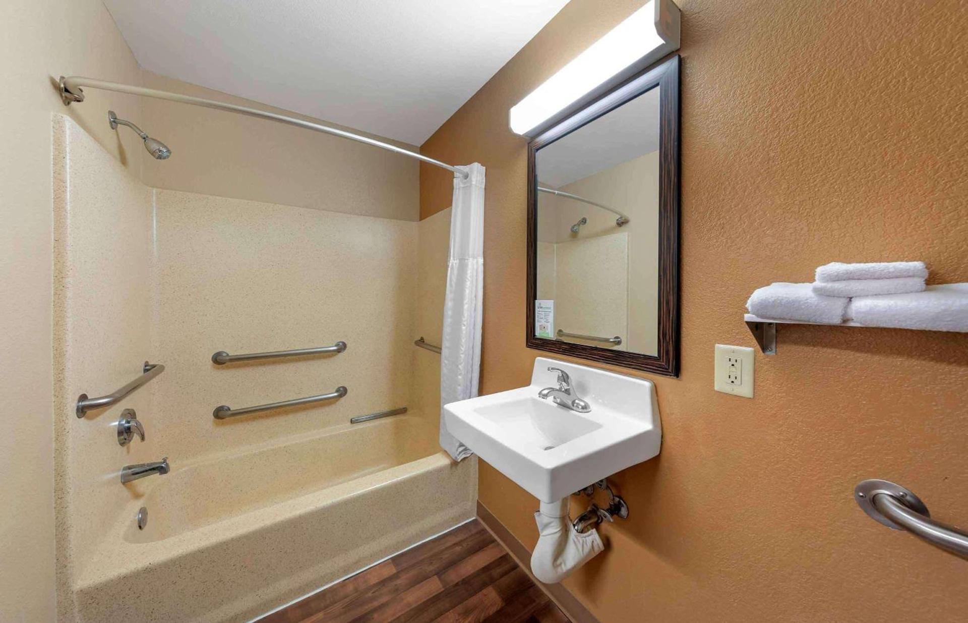 Extended Stay America Suites - Orange County - Anaheim Convention Center photo 26