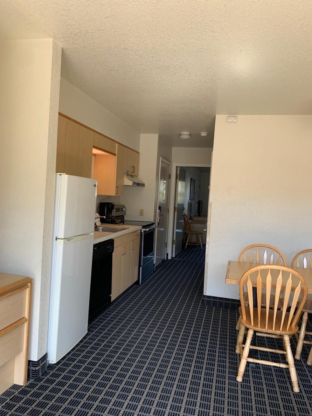 Surfside Resort photo 4