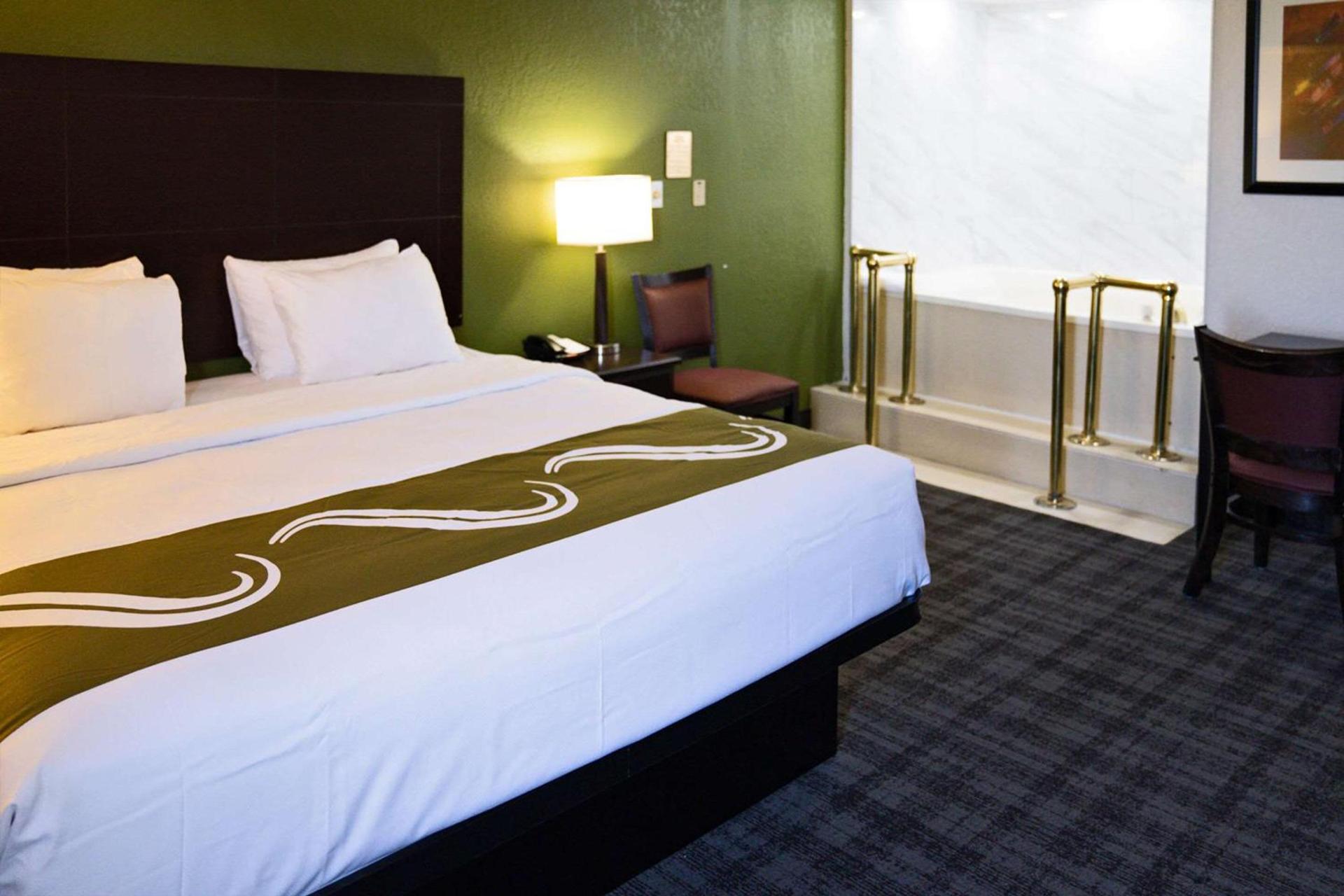 Quality Inn Seymour I-65 photo 3