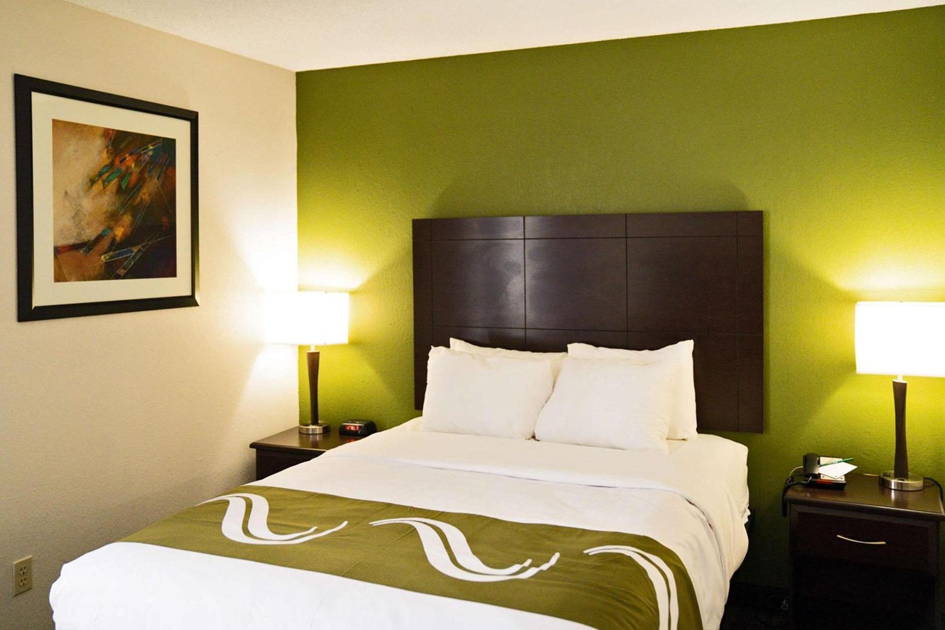 Quality Inn Seymour I-65 photo 16