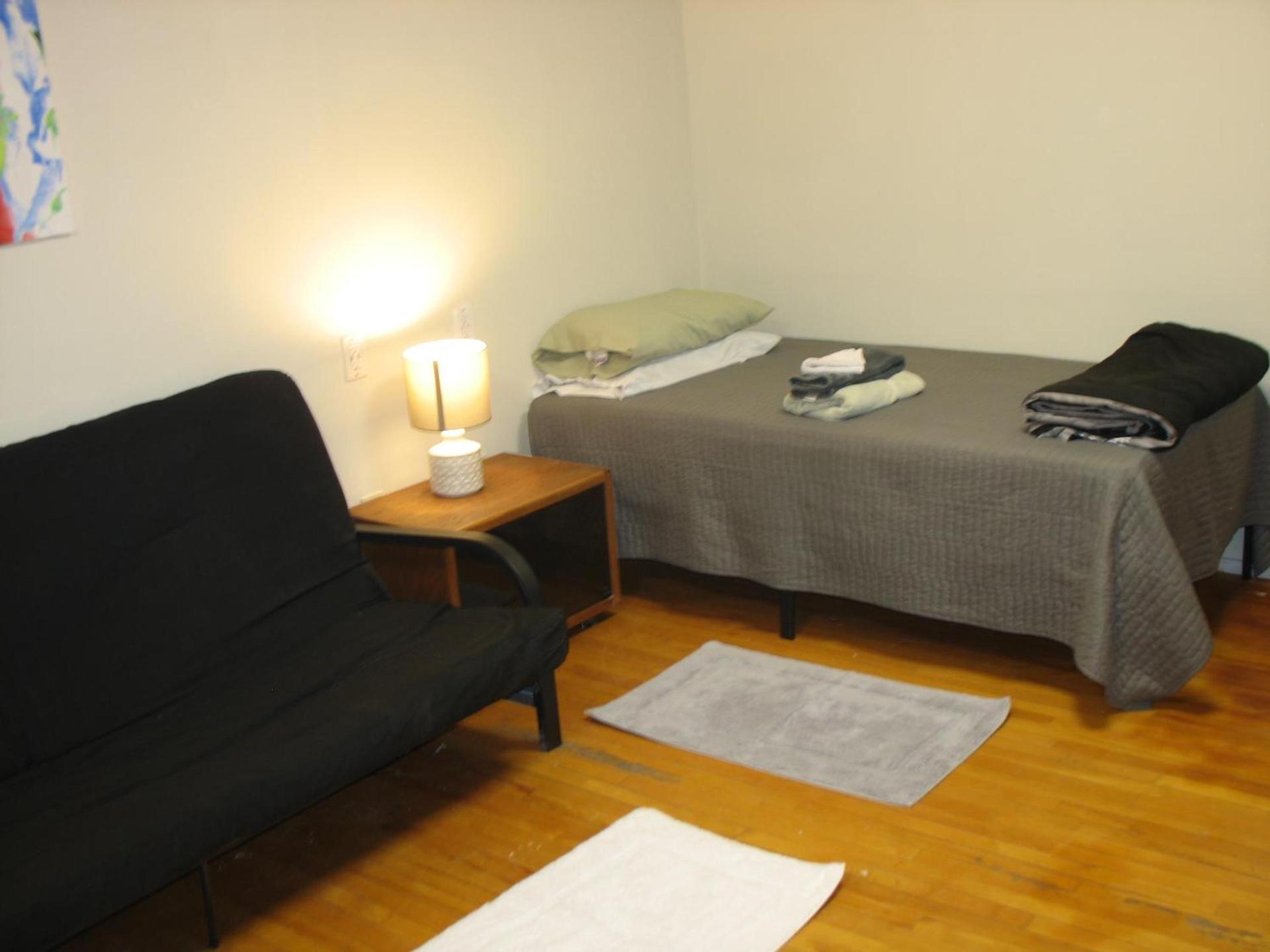 Art Gallery Hostel photo 71