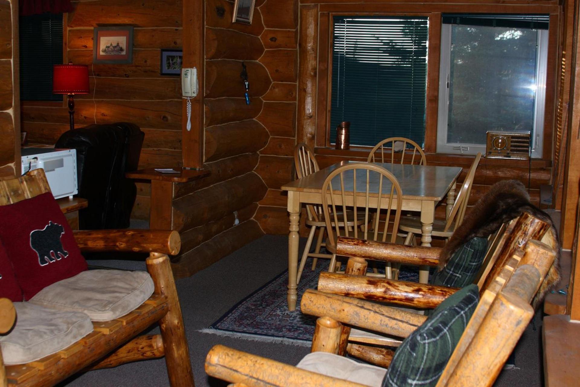 Moose Cabin photo 12