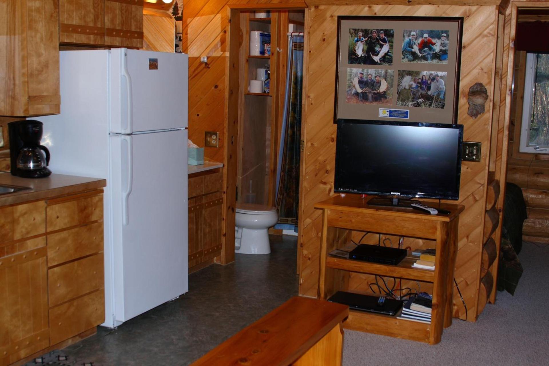 Moose Cabin photo 15