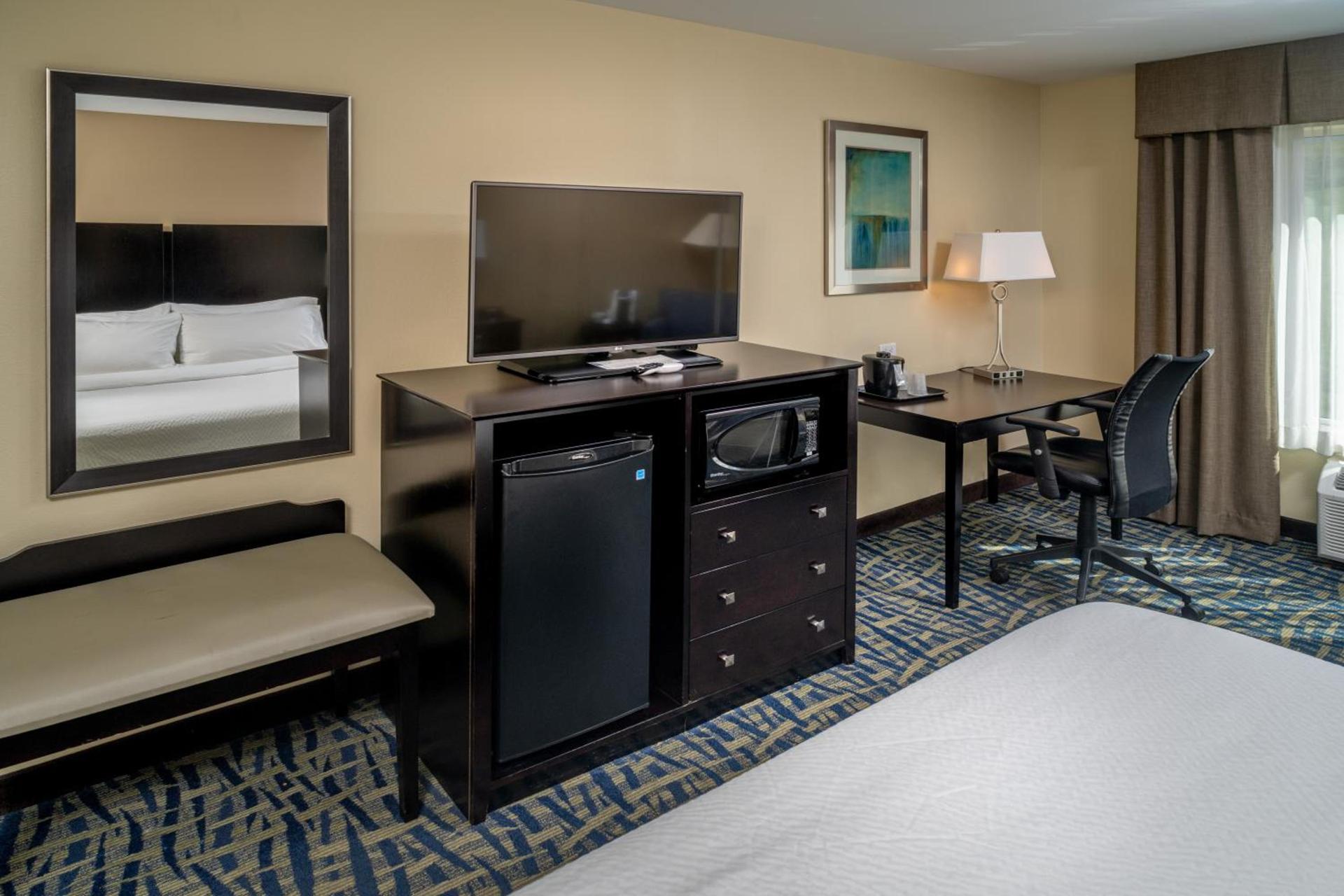 Holiday Inn Express & Suites Lebanon by IHG photo 23