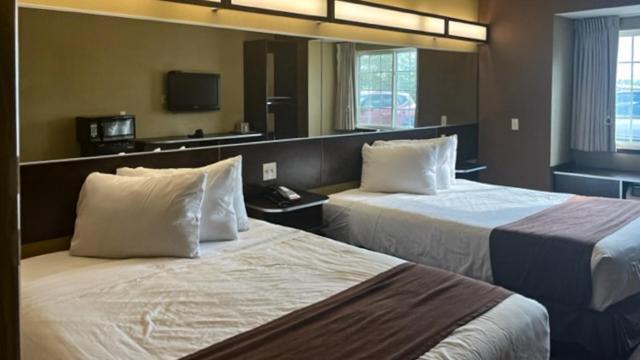 Studio 6 Suites Breaux Bridge, LA photo 38