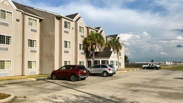Studio 6 Suites Breaux Bridge, LA photo 33