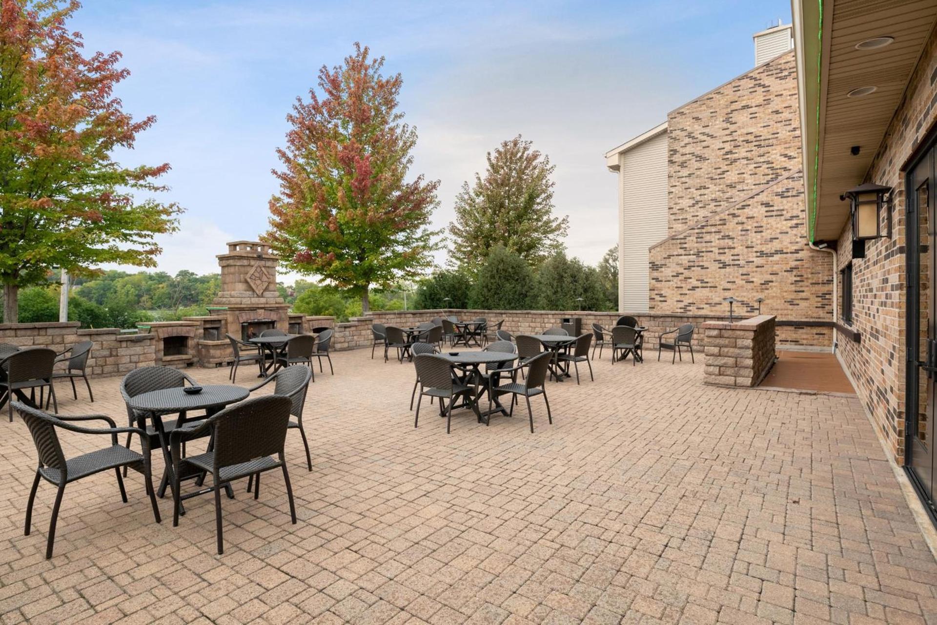 Antioch Hotel & Suites photo 15