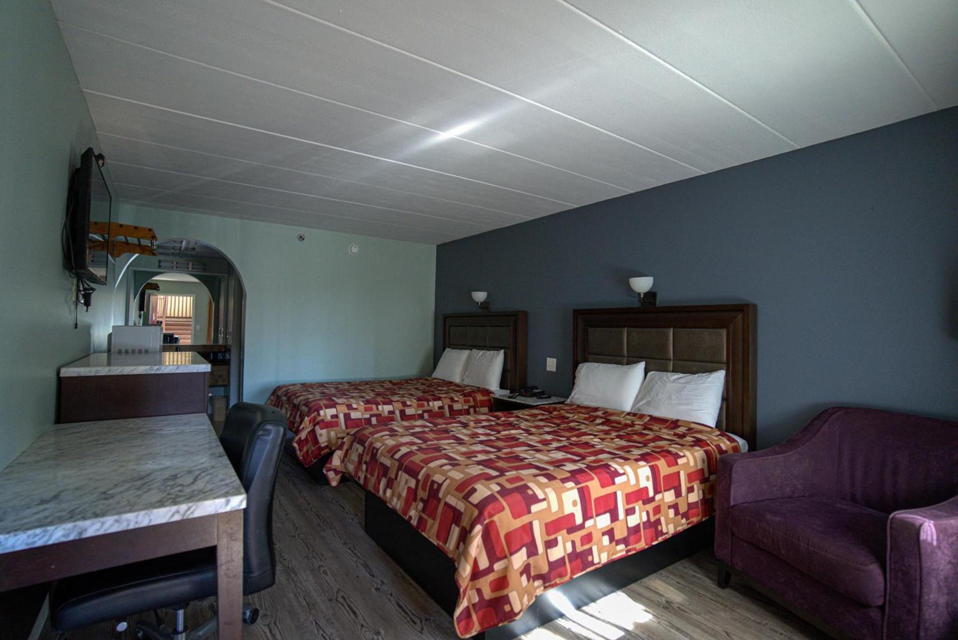 Excel Inn & Suites photo 6