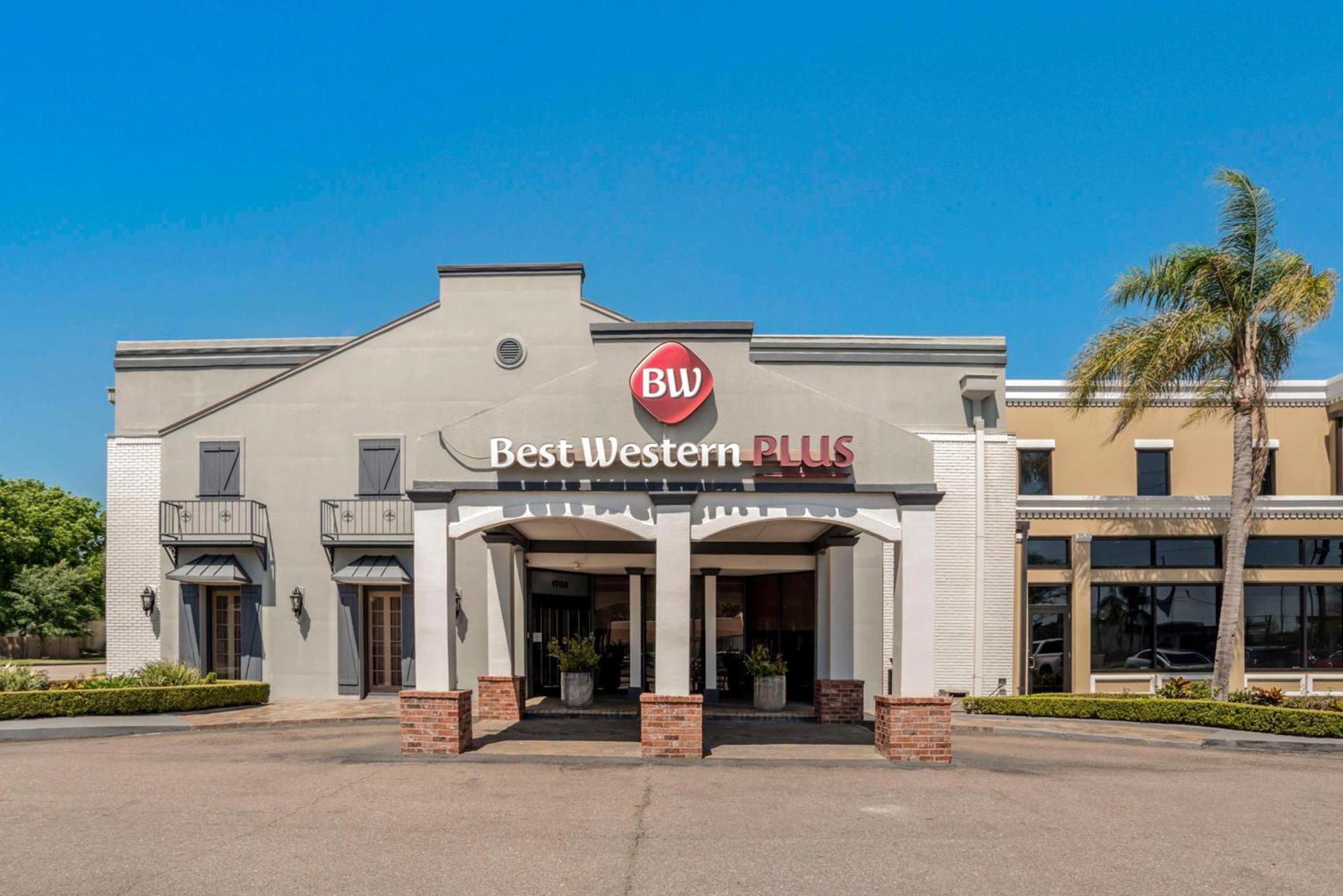 Best Western Plus Westbank photo 13