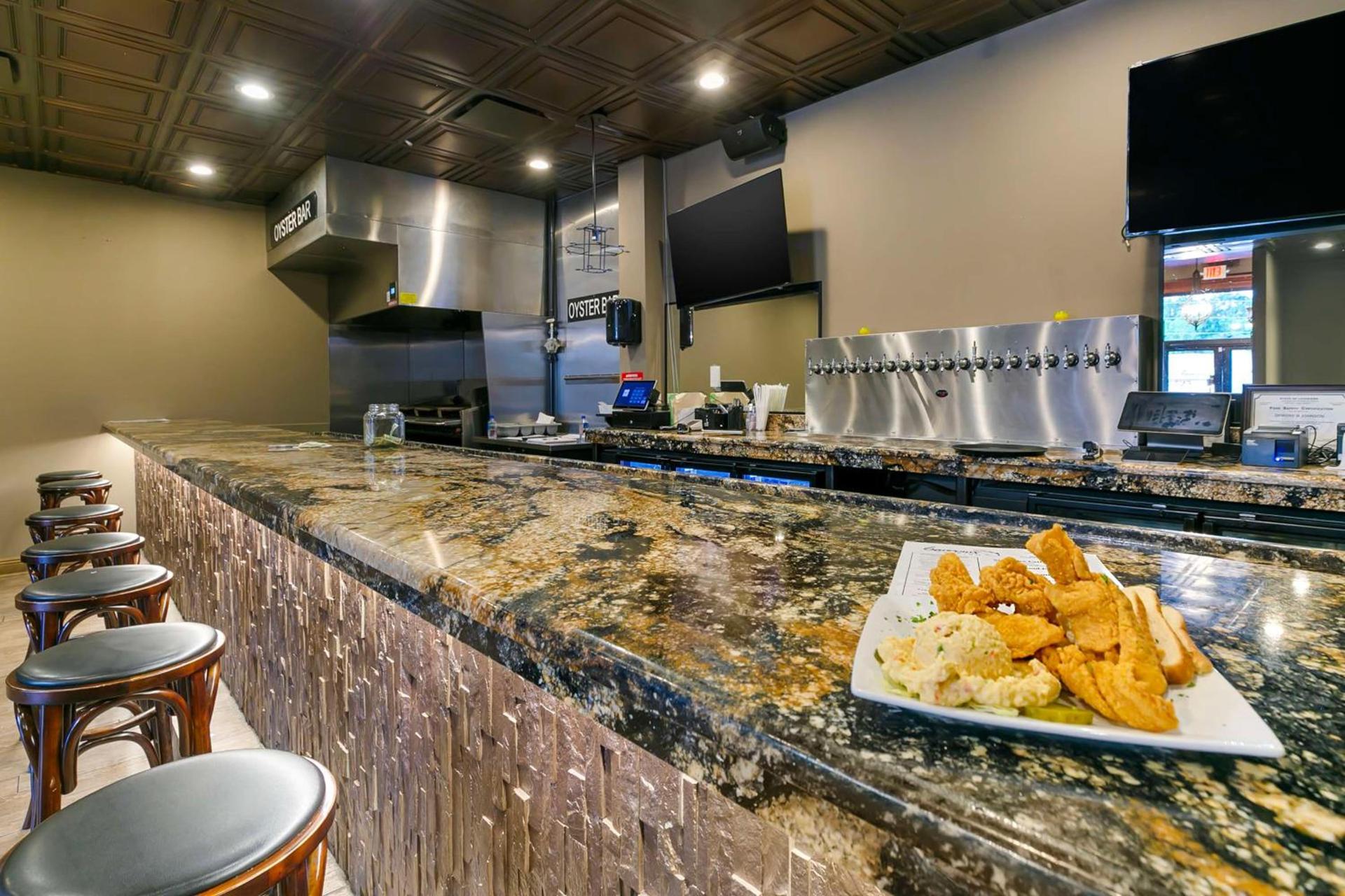 Best Western Plus Westbank photo 59