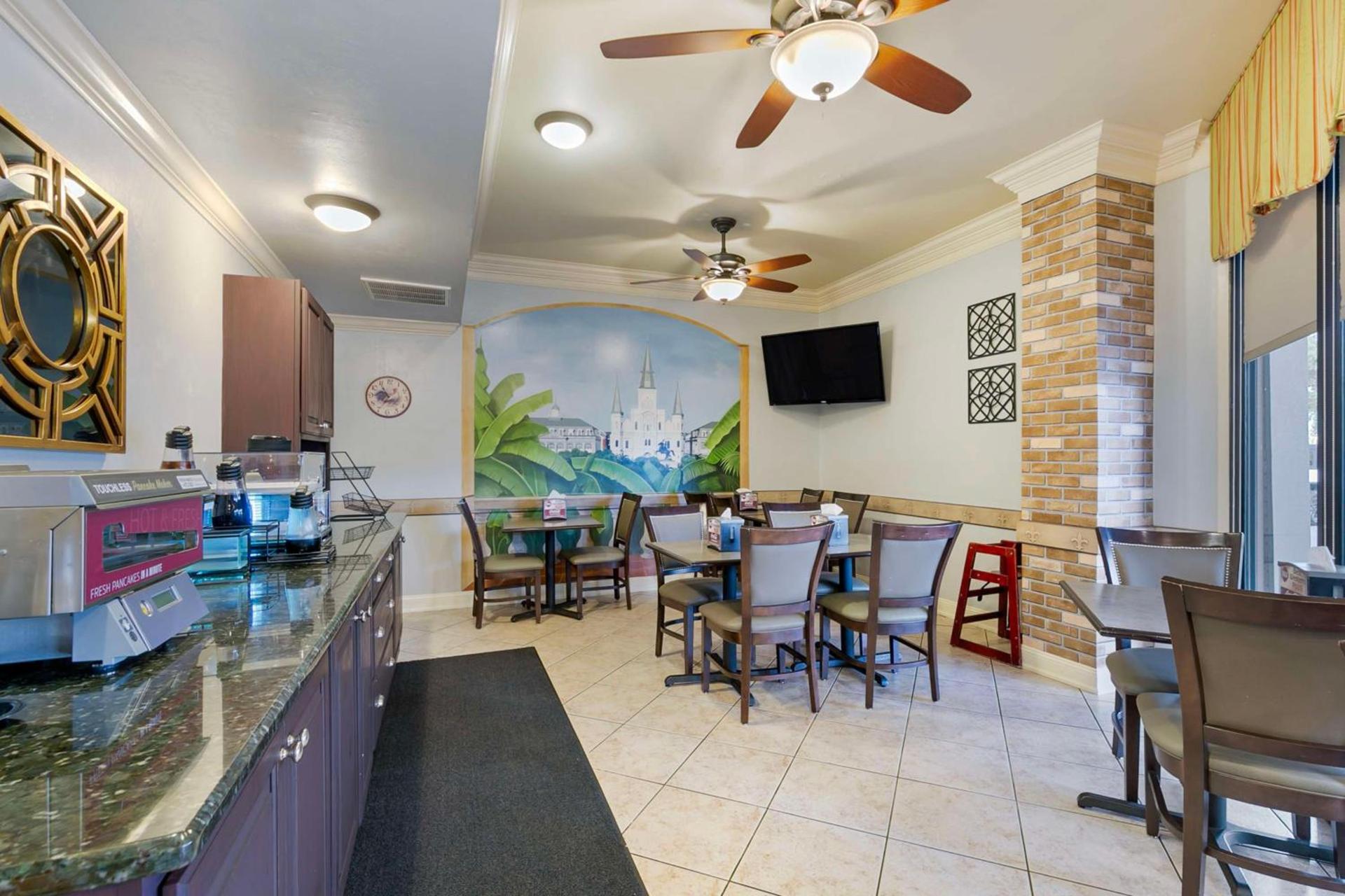 Best Western Plus Westbank photo 48
