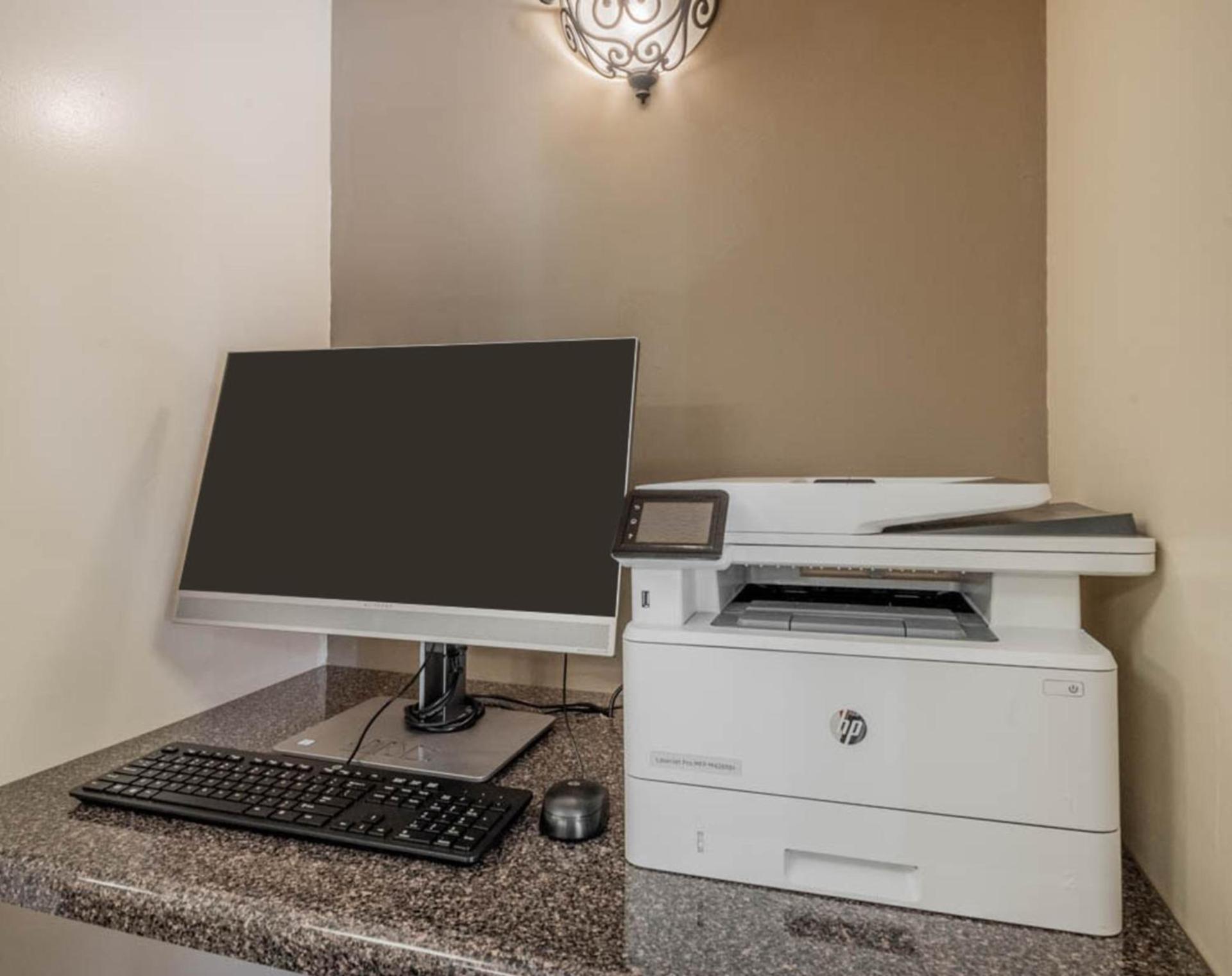Sonesta Simply Suites Dallas Galleria photo 24