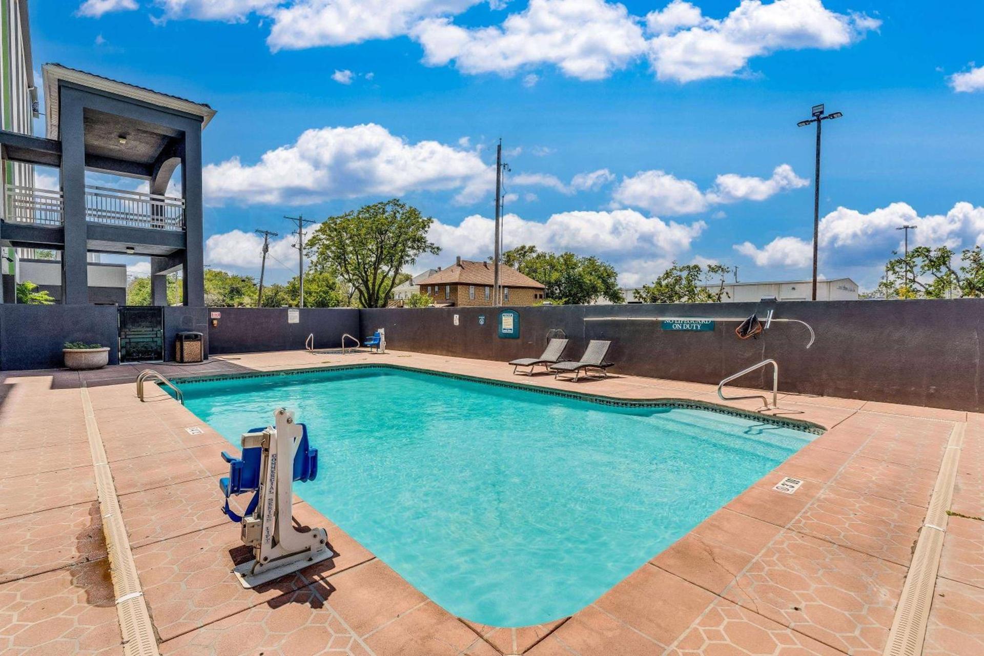 Wyndham Garden Wichita Downtown photo 7