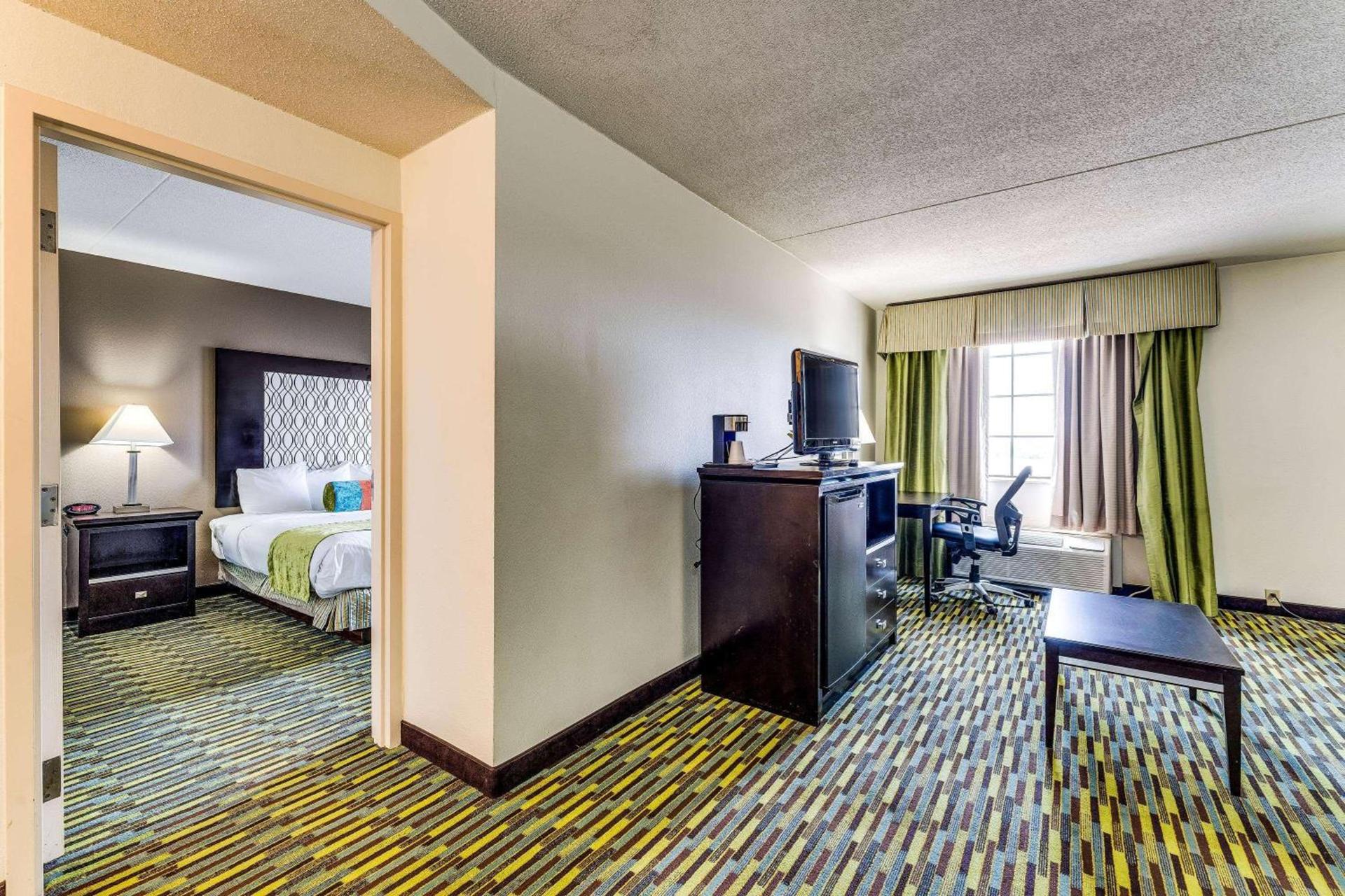 Wyndham Garden Wichita Downtown photo 18