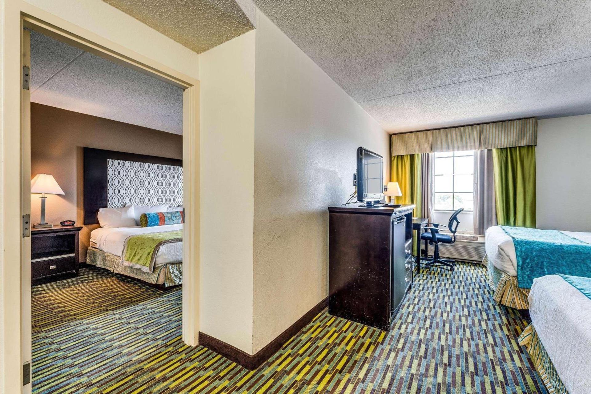 Wyndham Garden Wichita Downtown photo 20