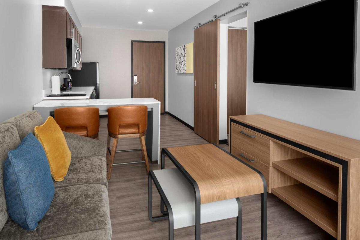 Homewood Suites By Hilton Charlotte Uptown First Ward photo 28