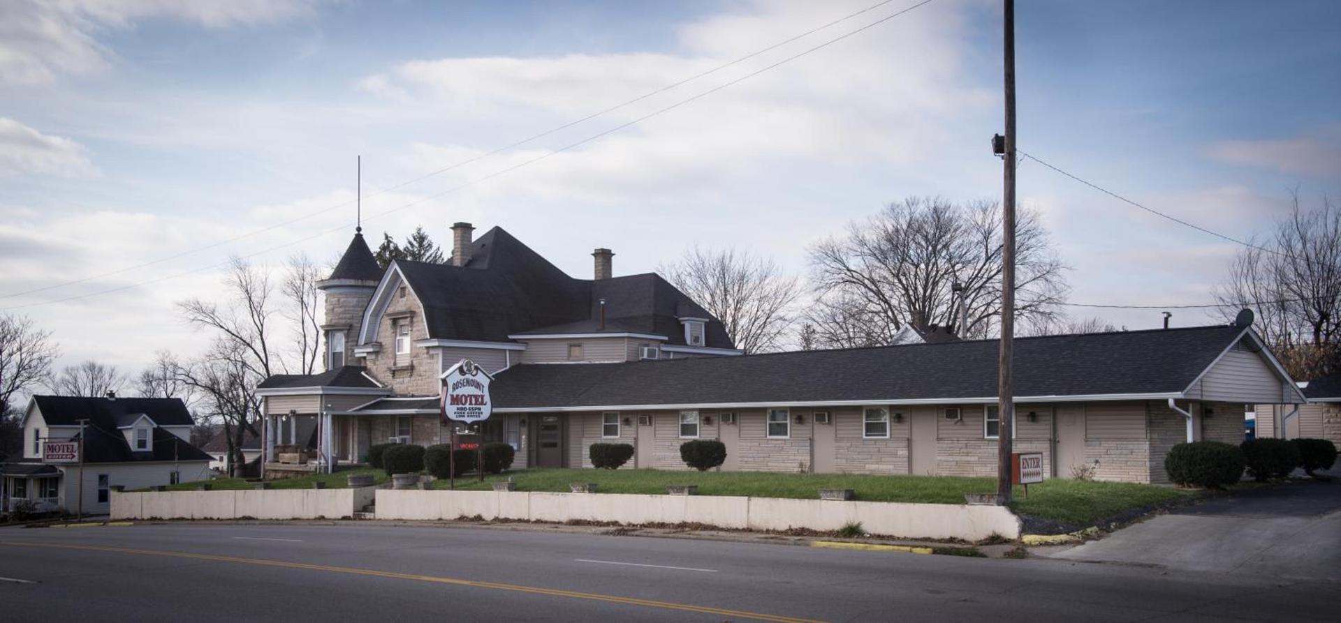 Rosemount Motel photo 11