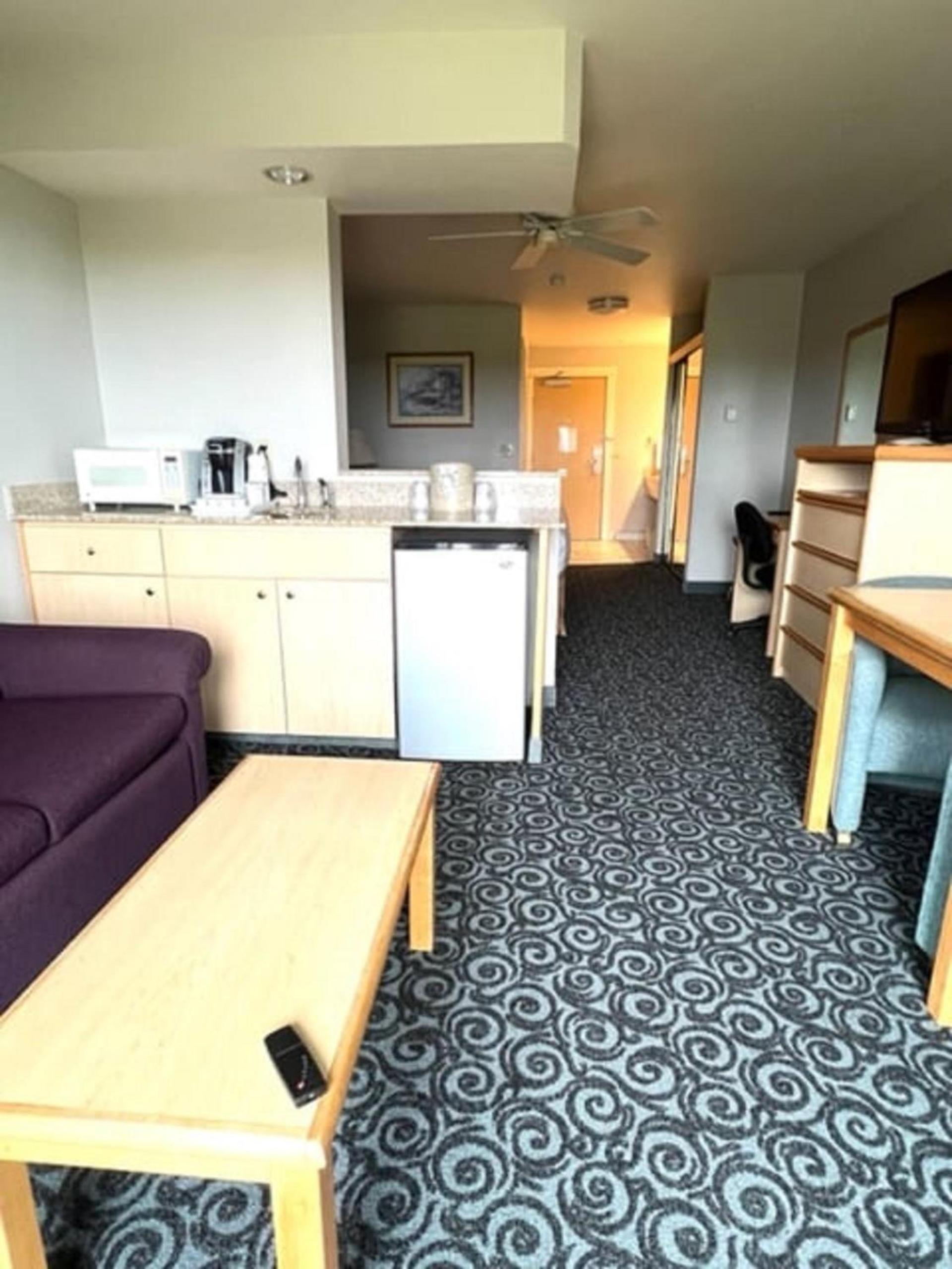 Lighthouse Suites Inn photo 20