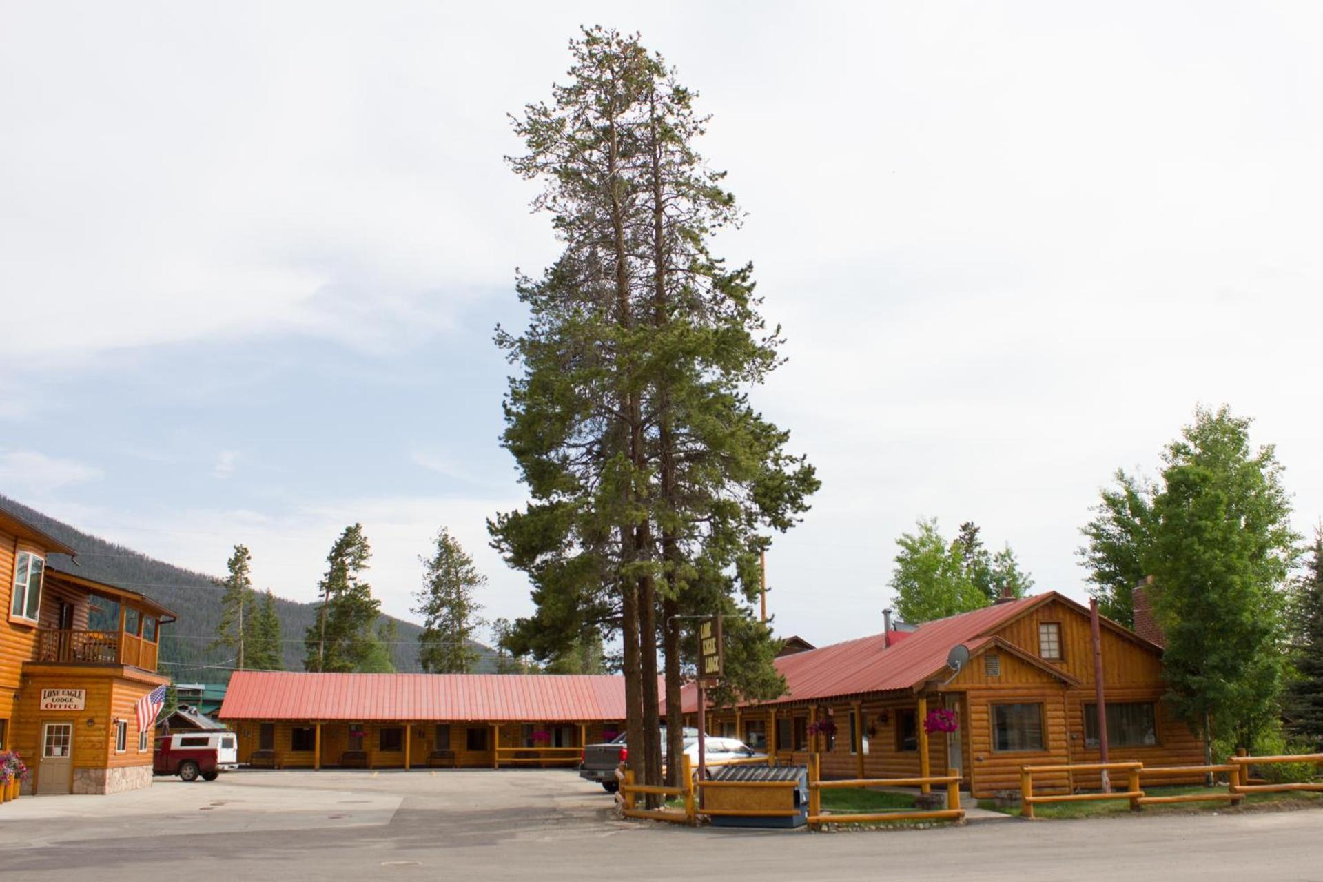 Lone Eagle Lodge photo 10