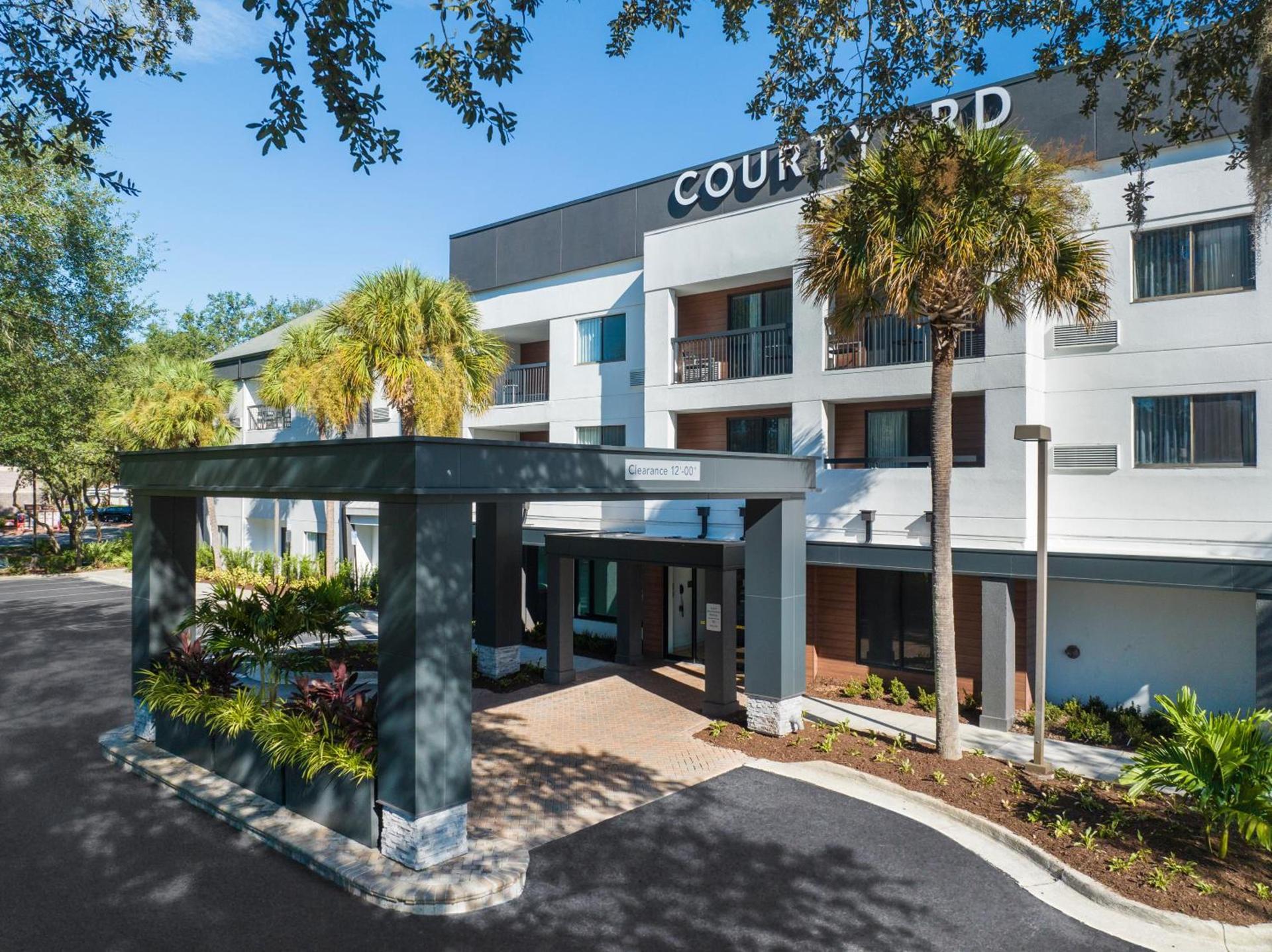 Courtyard Tampa North / I-75 Fletcher photo 4