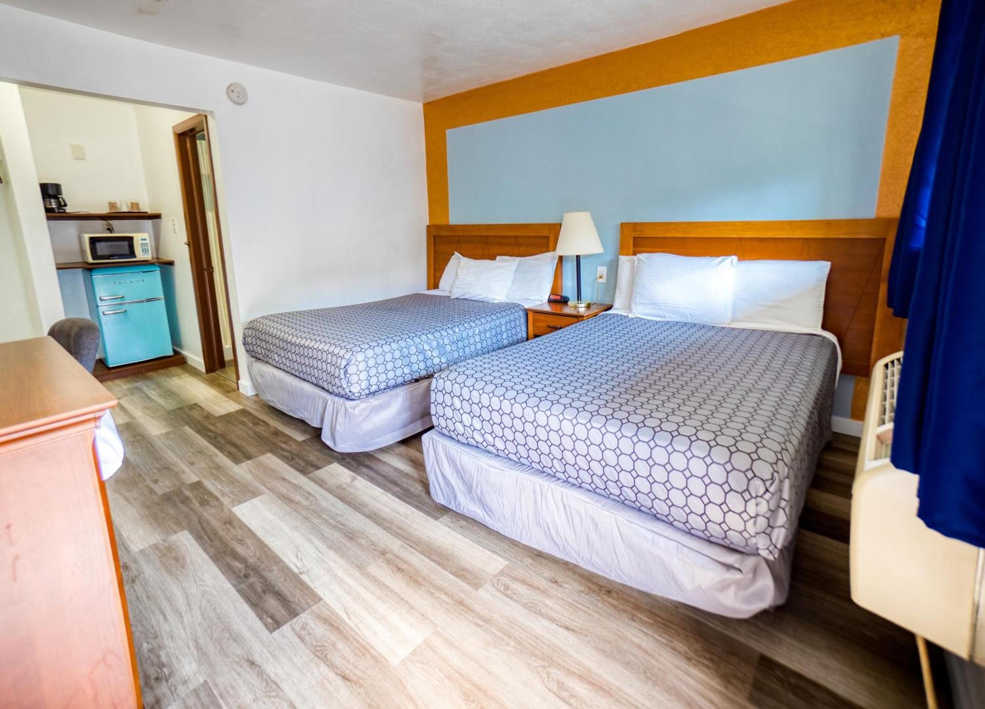 Budget Inn photo 4