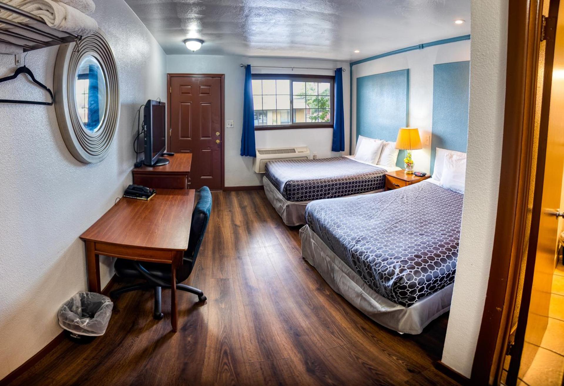 Budget Inn photo 13