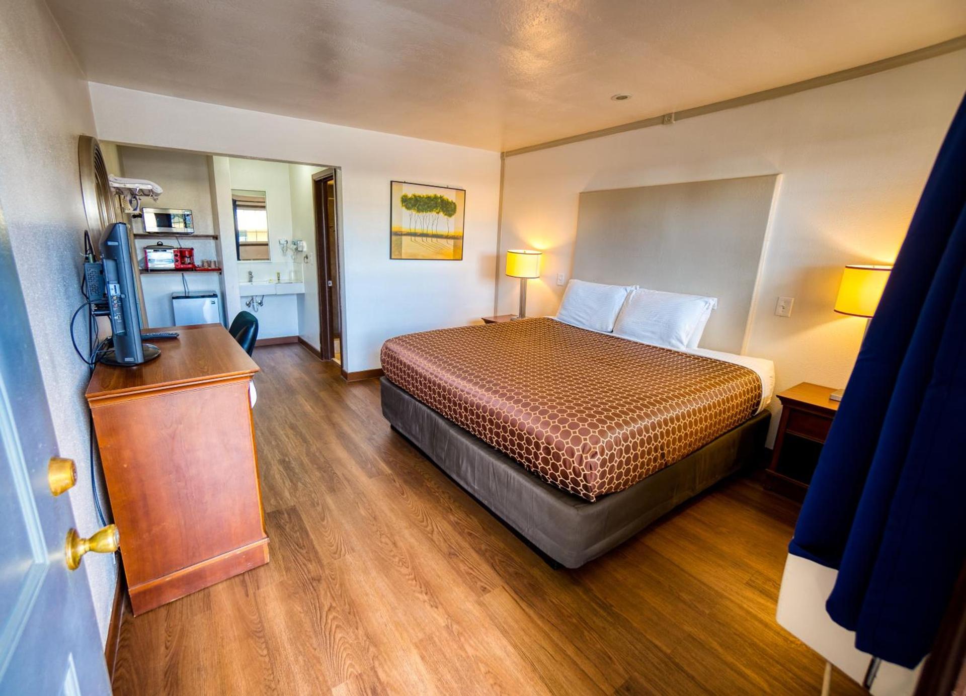 Budget Inn photo 20