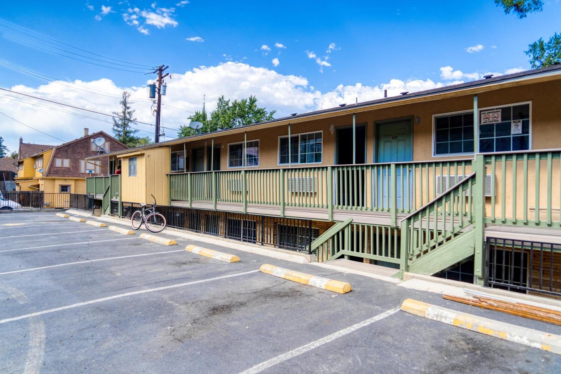 Budget Inn photo 48