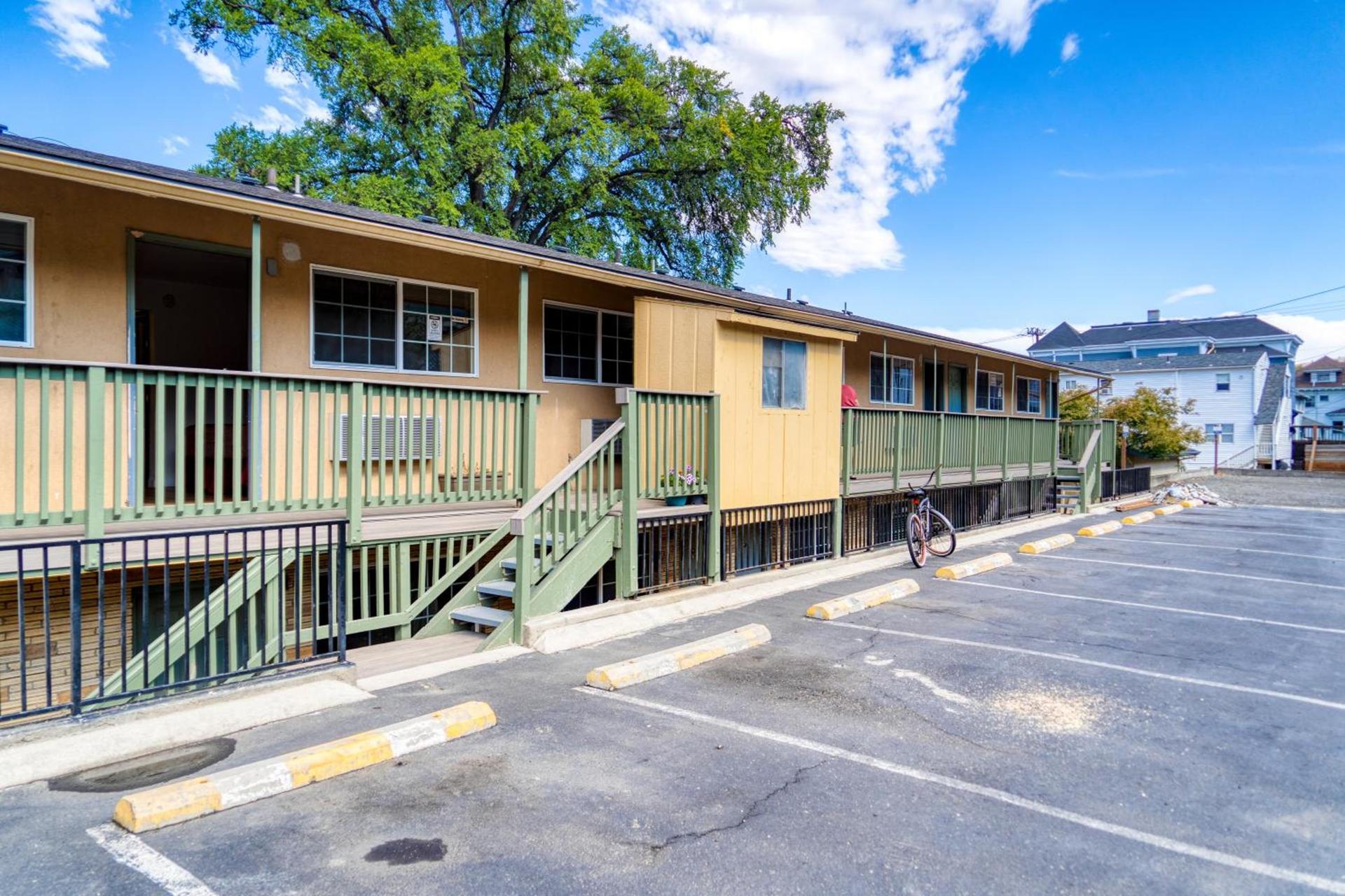 Budget Inn photo 56