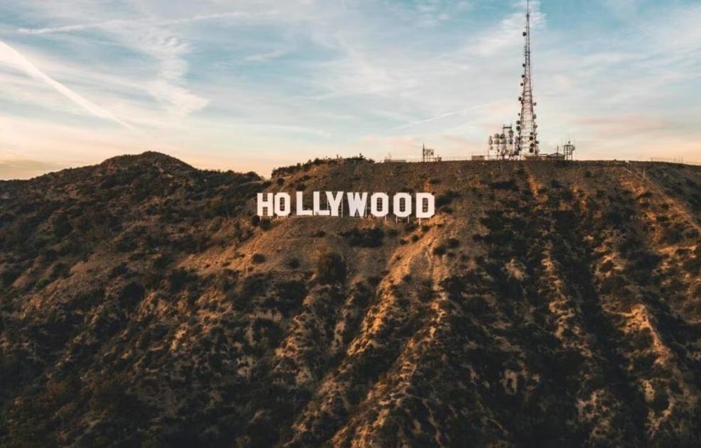 Level Hollywood photo 37