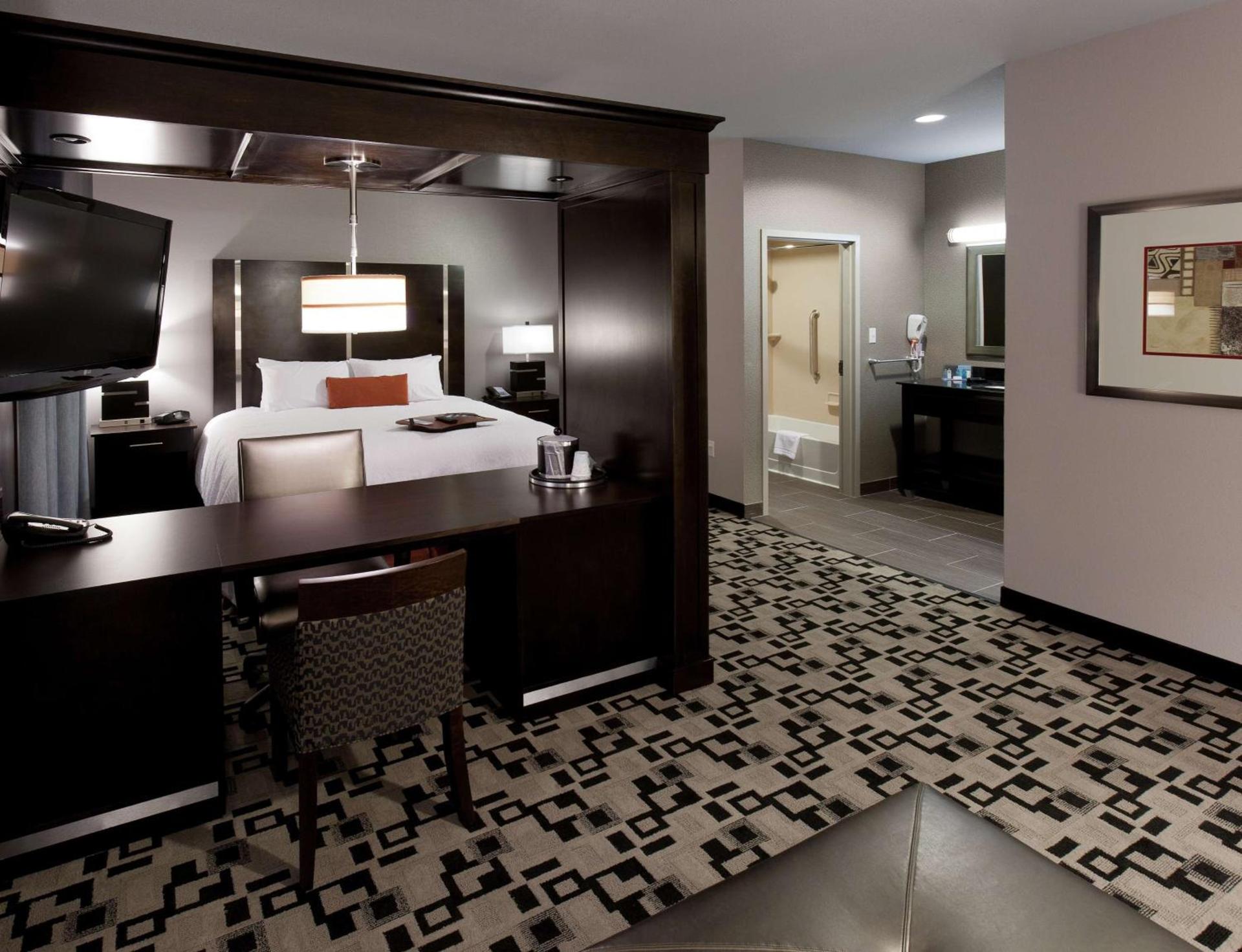 Hampton Inn and Suites Marksville photo 12