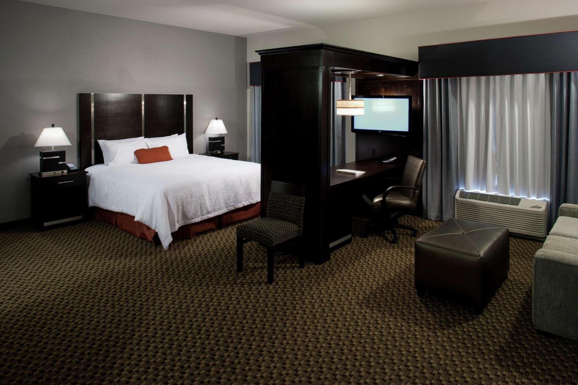 Hampton Inn and Suites Marksville photo 16