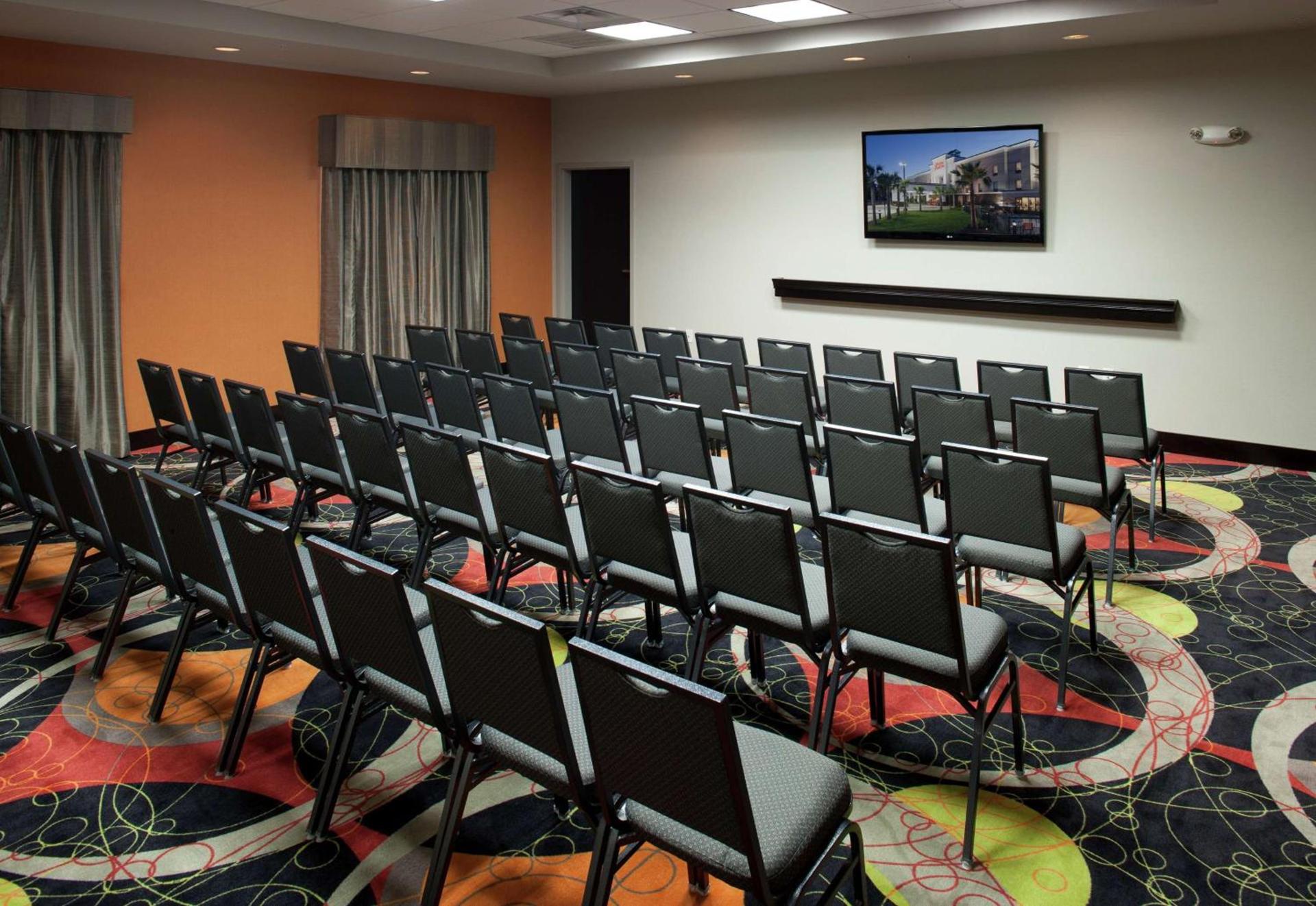 Hampton Inn and Suites Marksville photo 20