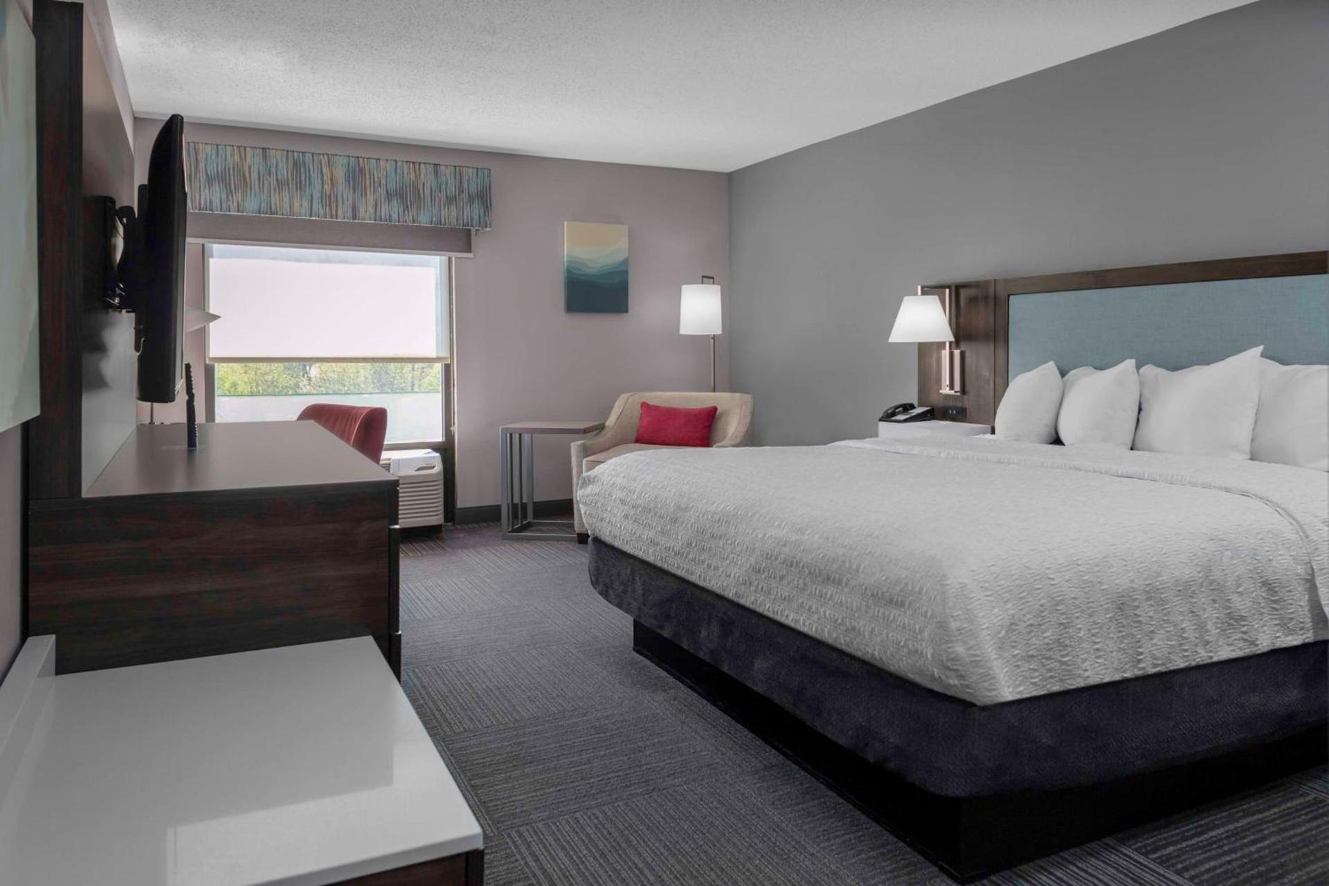 Hampton Inn Conyers photo 22
