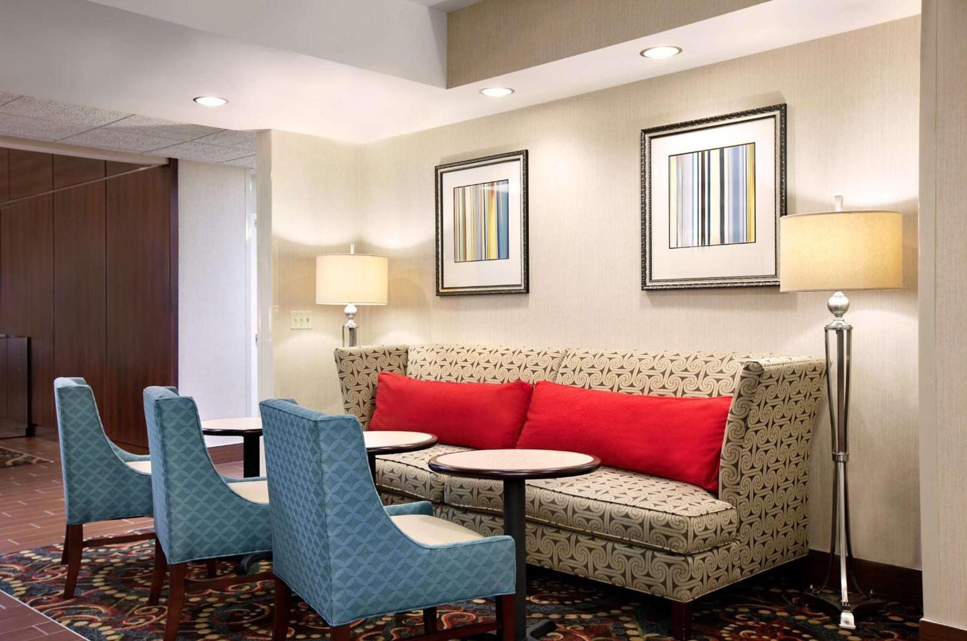 Hampton Inn Atlanta-Stockbridge photo 2
