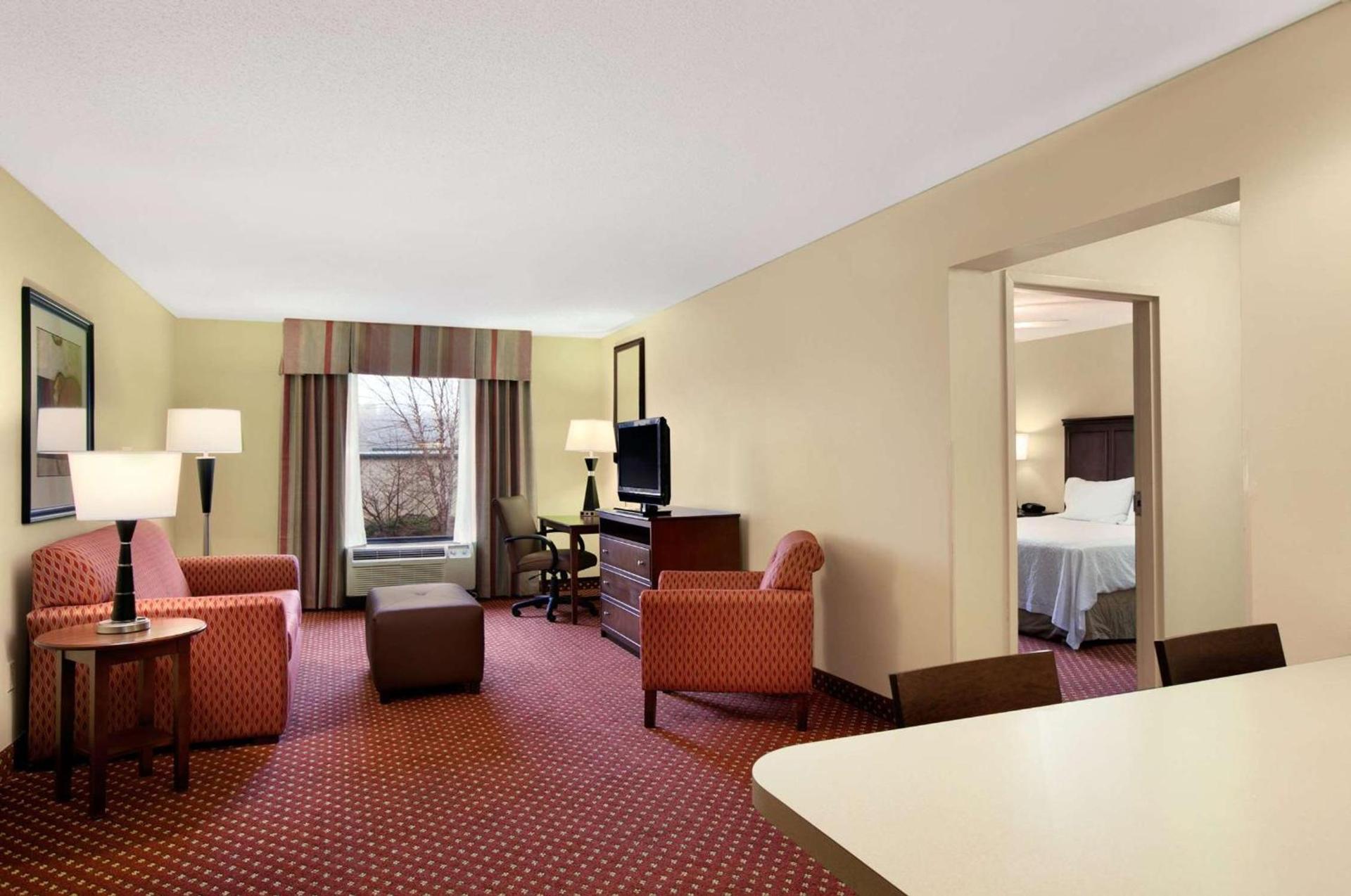 Hampton Inn Atlanta-Stockbridge photo 9