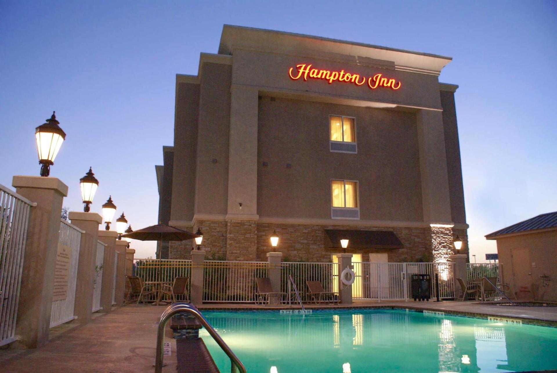 Hampton Inn Orange photo 13
